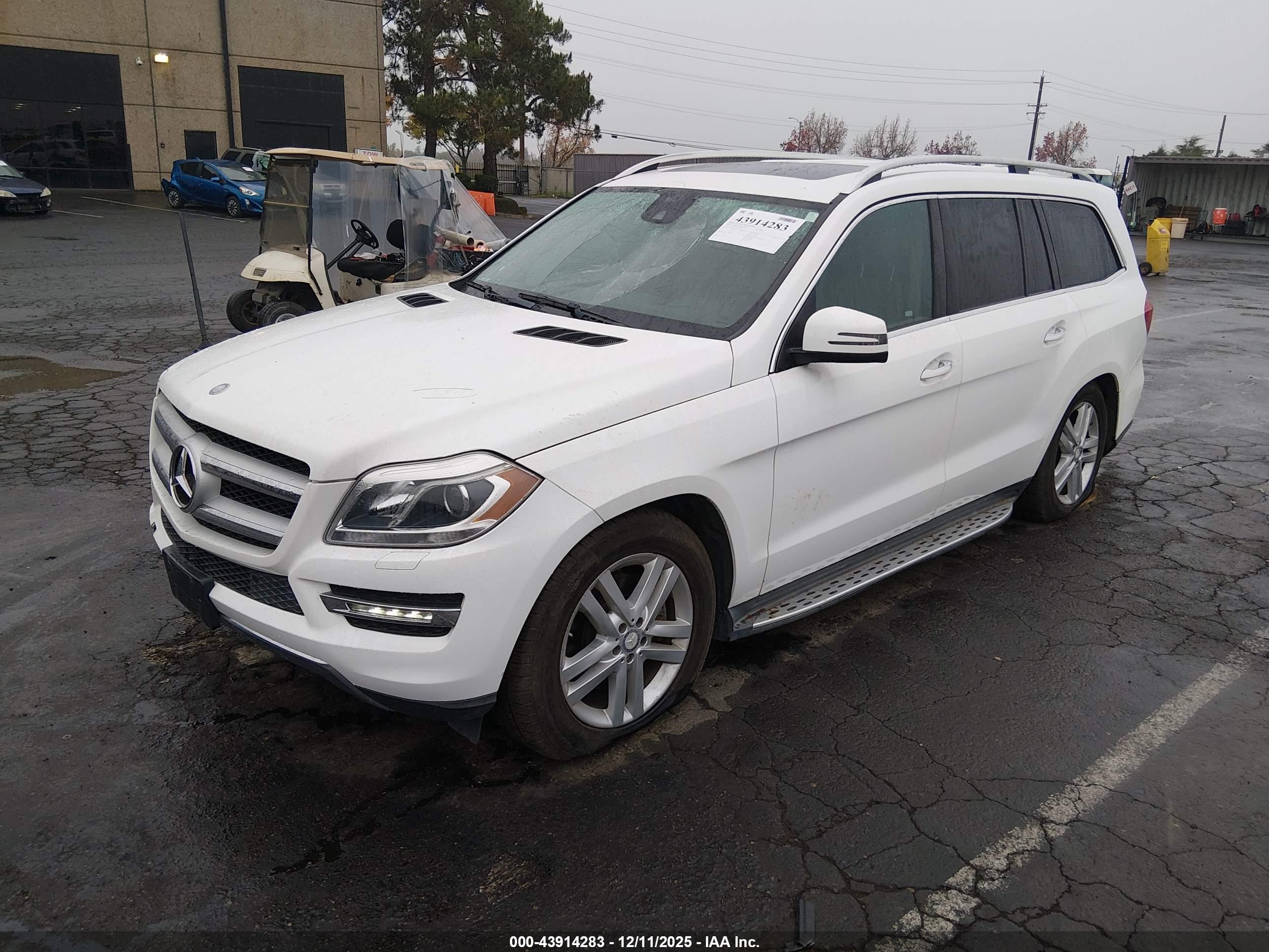 MERCEDES-BENZ GL image 2