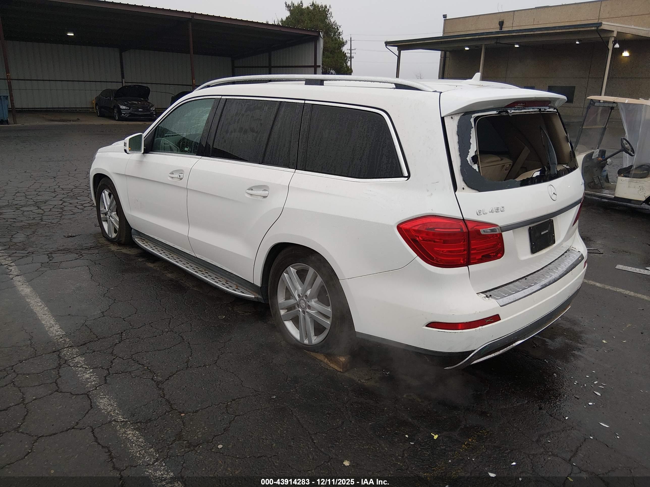 MERCEDES-BENZ GL image 3