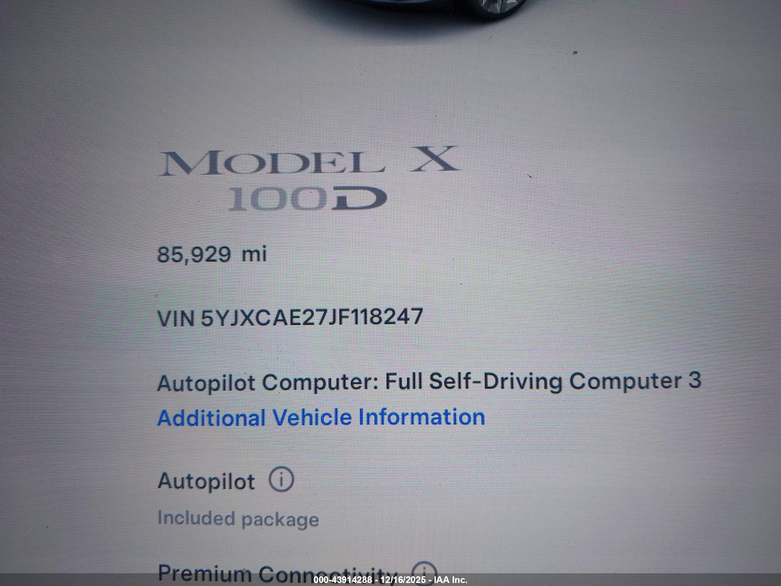 TESLA MODEL image 9