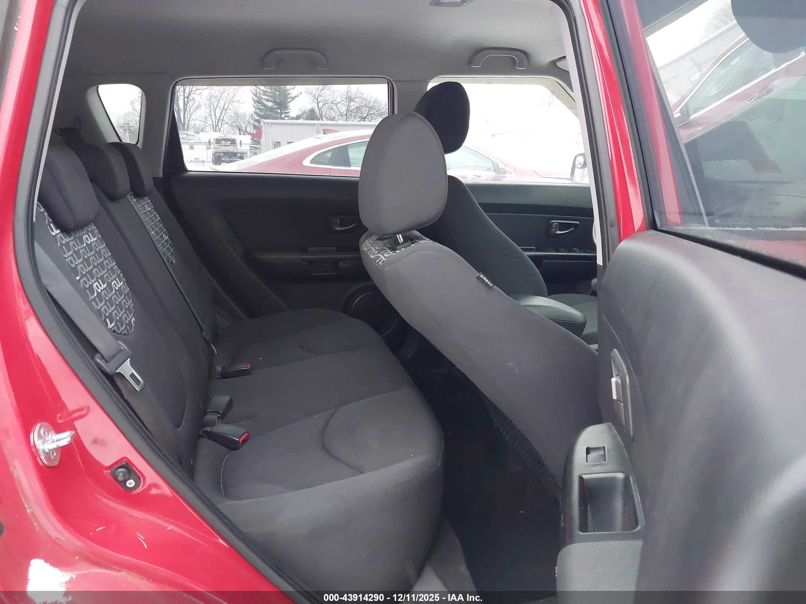 KIA SOUL image 8