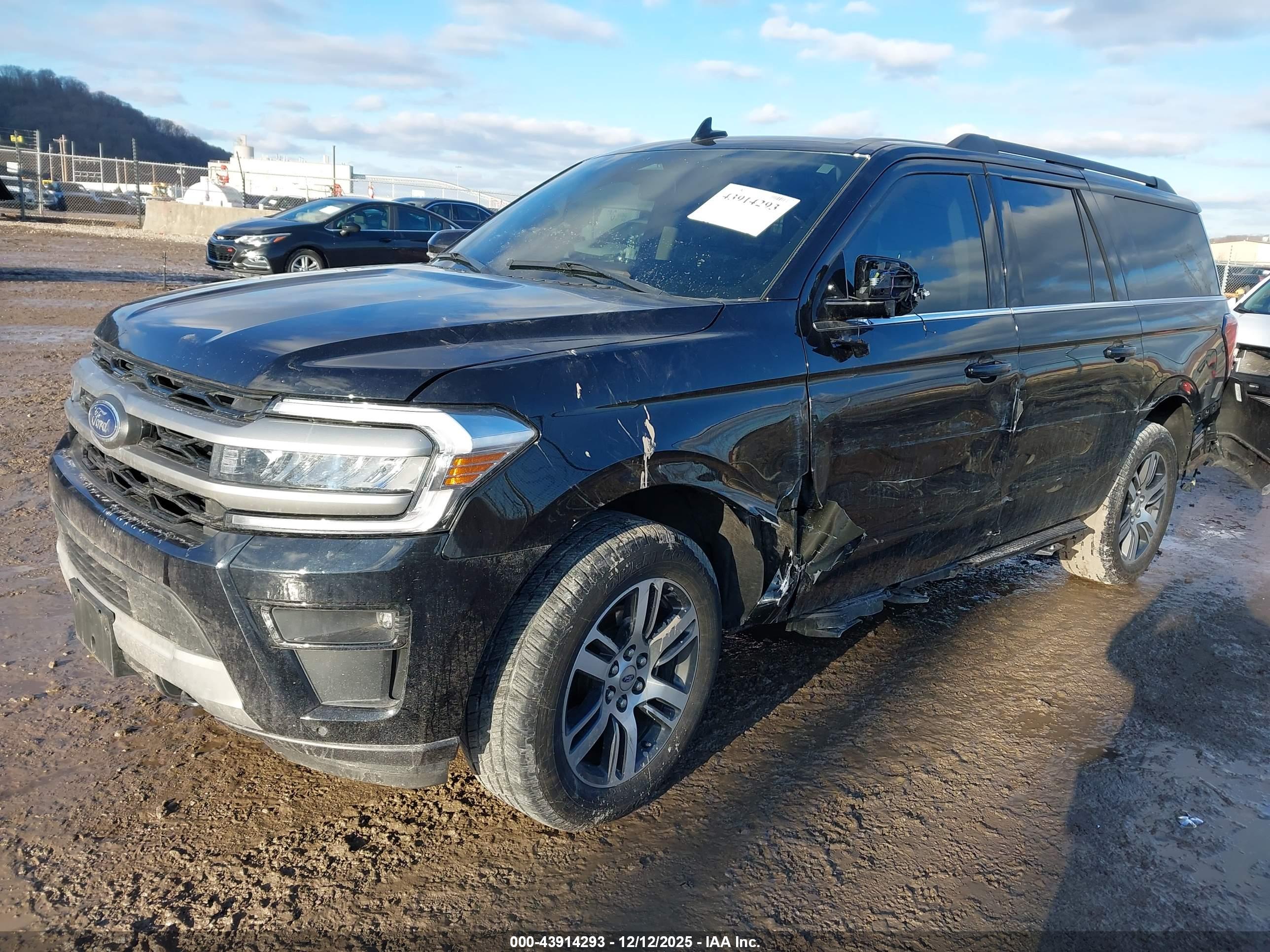 FORD EXPEDITION image 2
