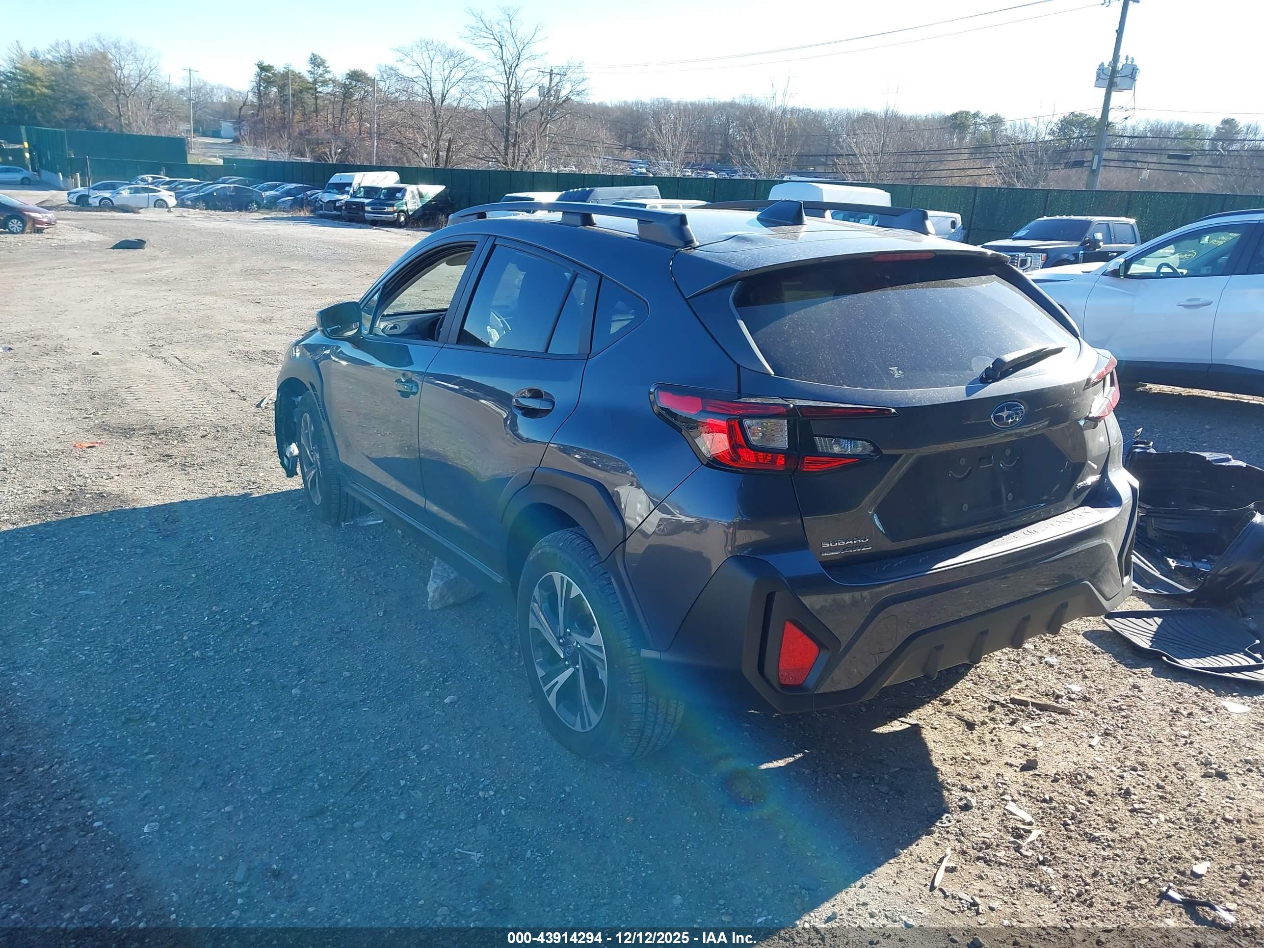 SUBARU CROSSTREK image 3