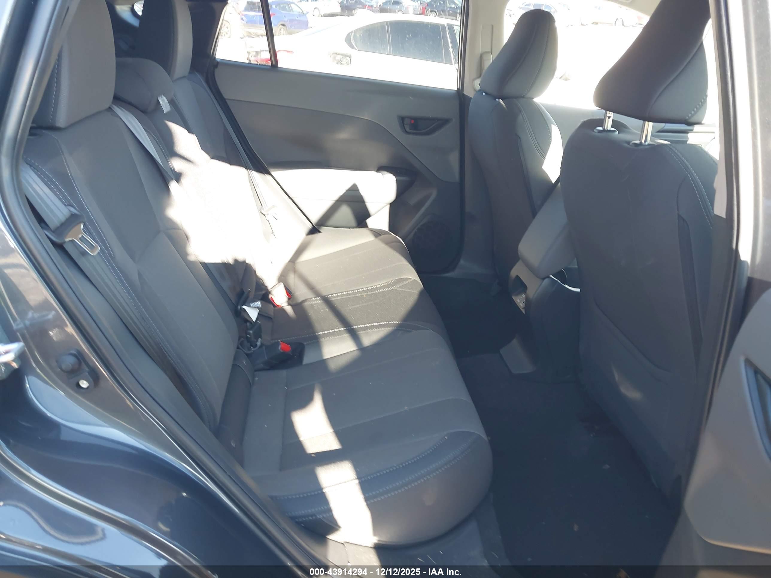 SUBARU CROSSTREK image 8