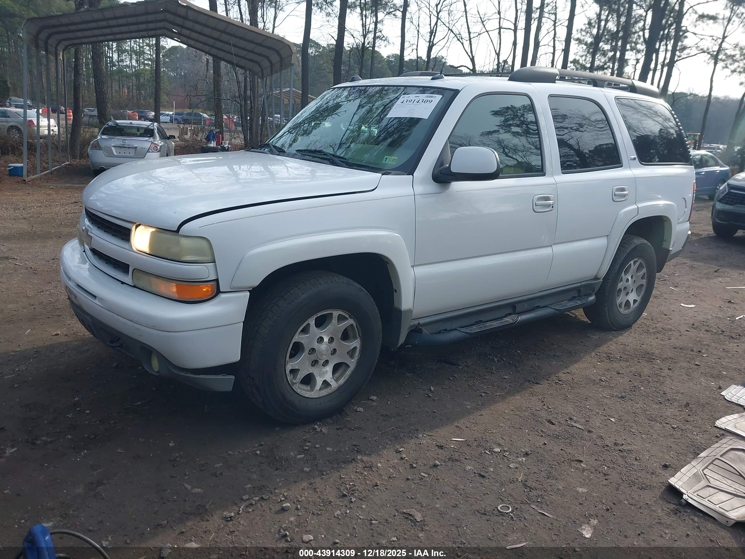 CHEVROLET TAHOE image 2