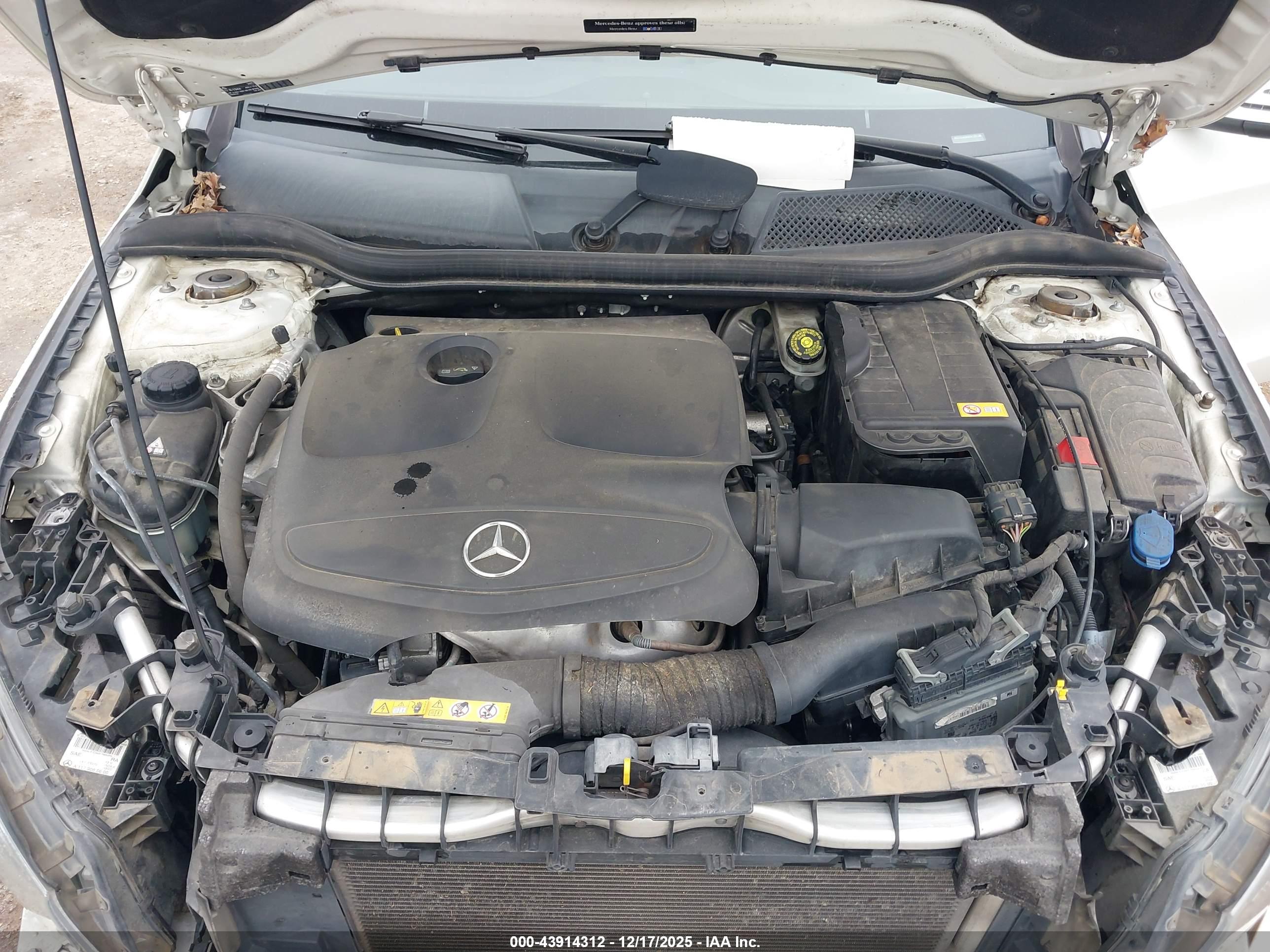 MERCEDES-BENZ CLA image 10