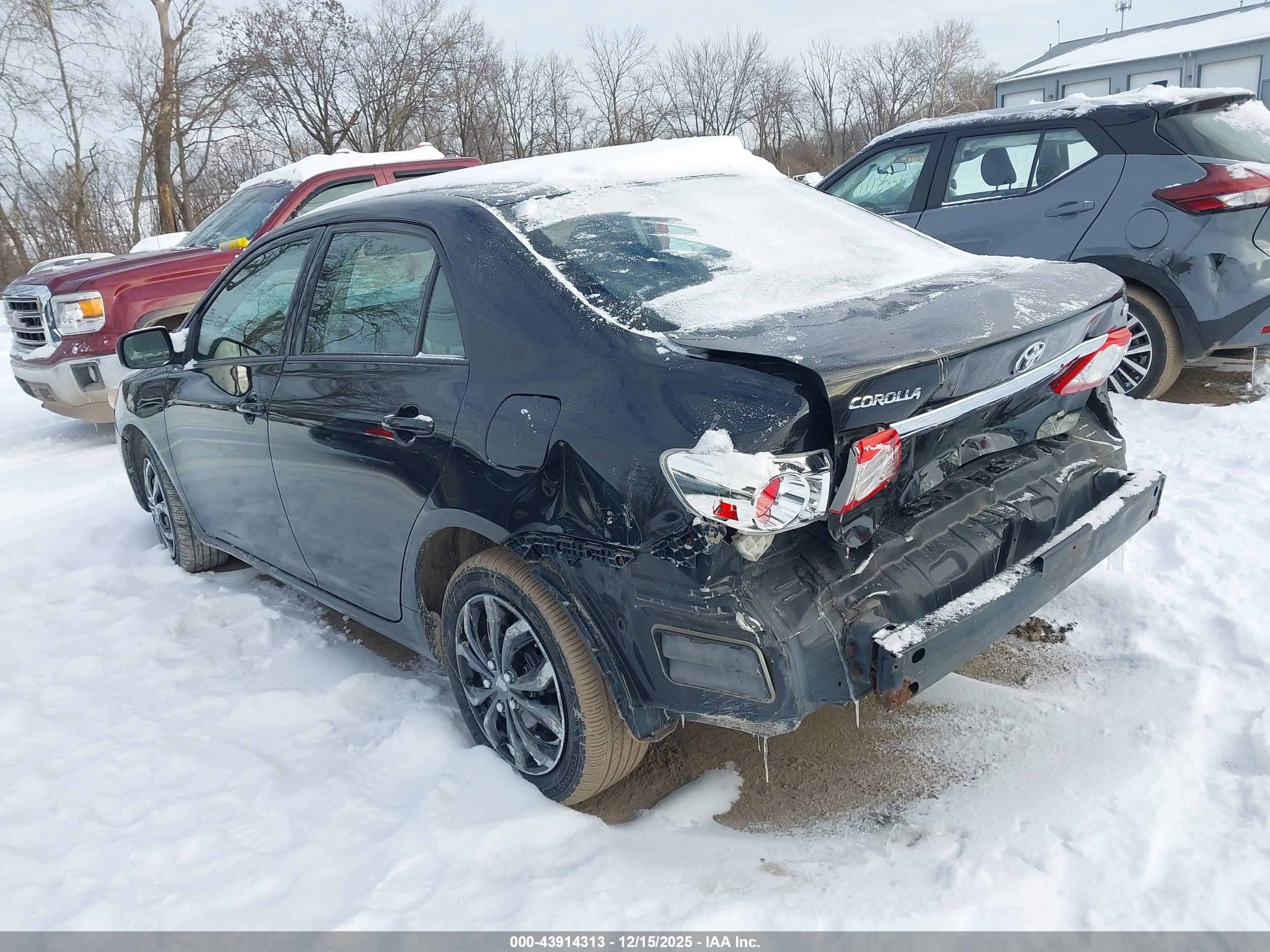 TOYOTA COROLLA image 3