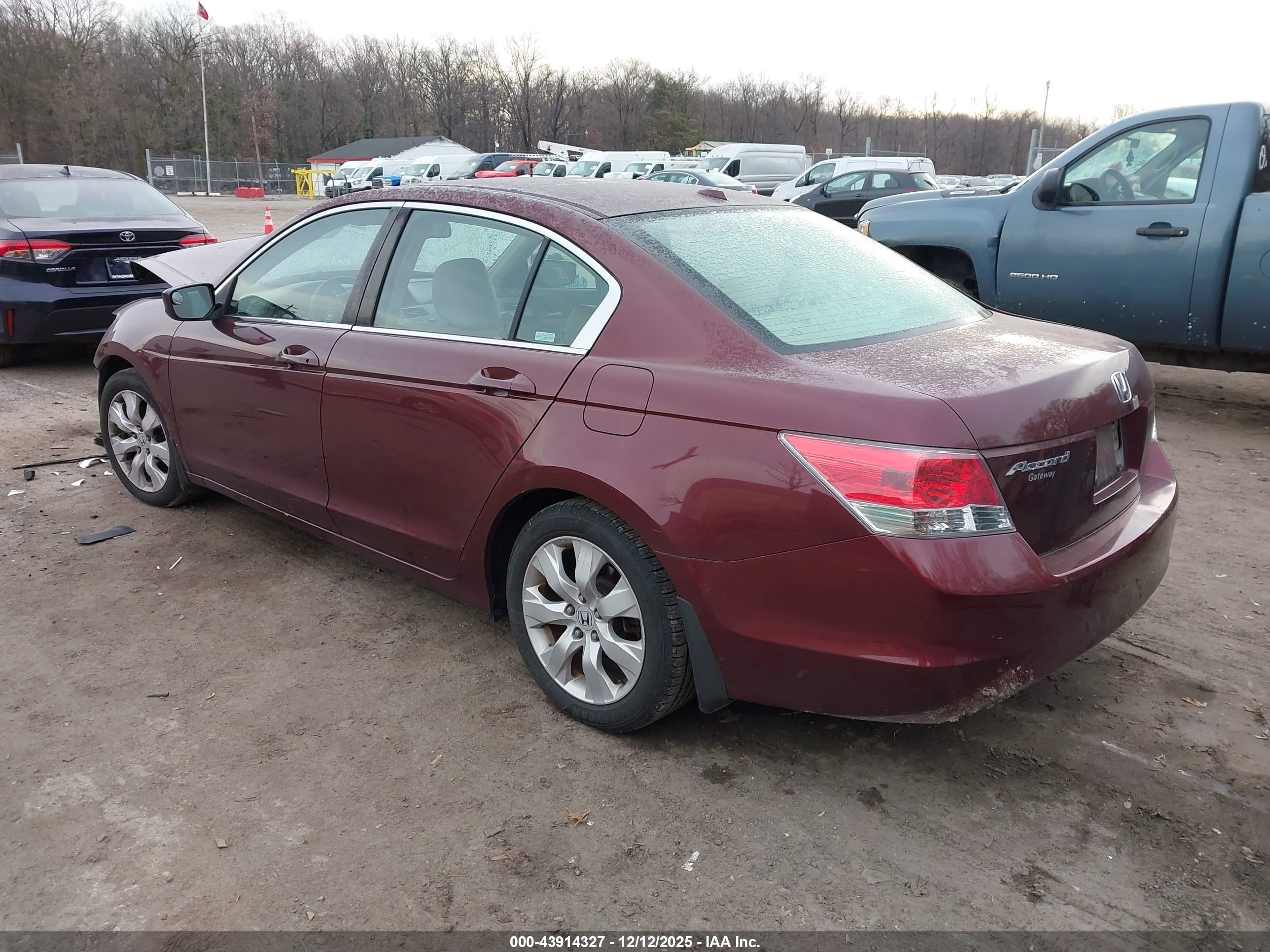 HONDA ACCORD image 3