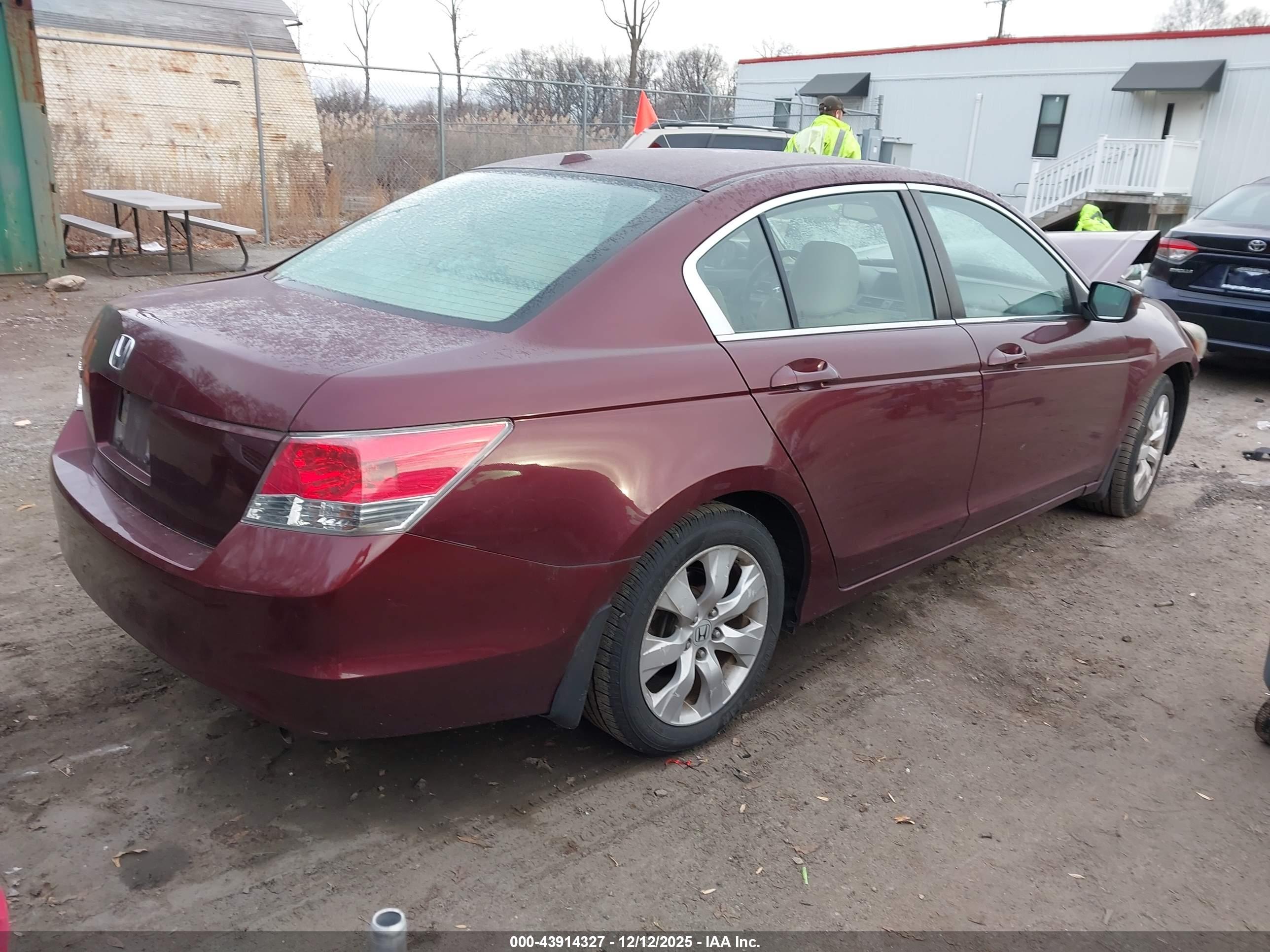 HONDA ACCORD image 4