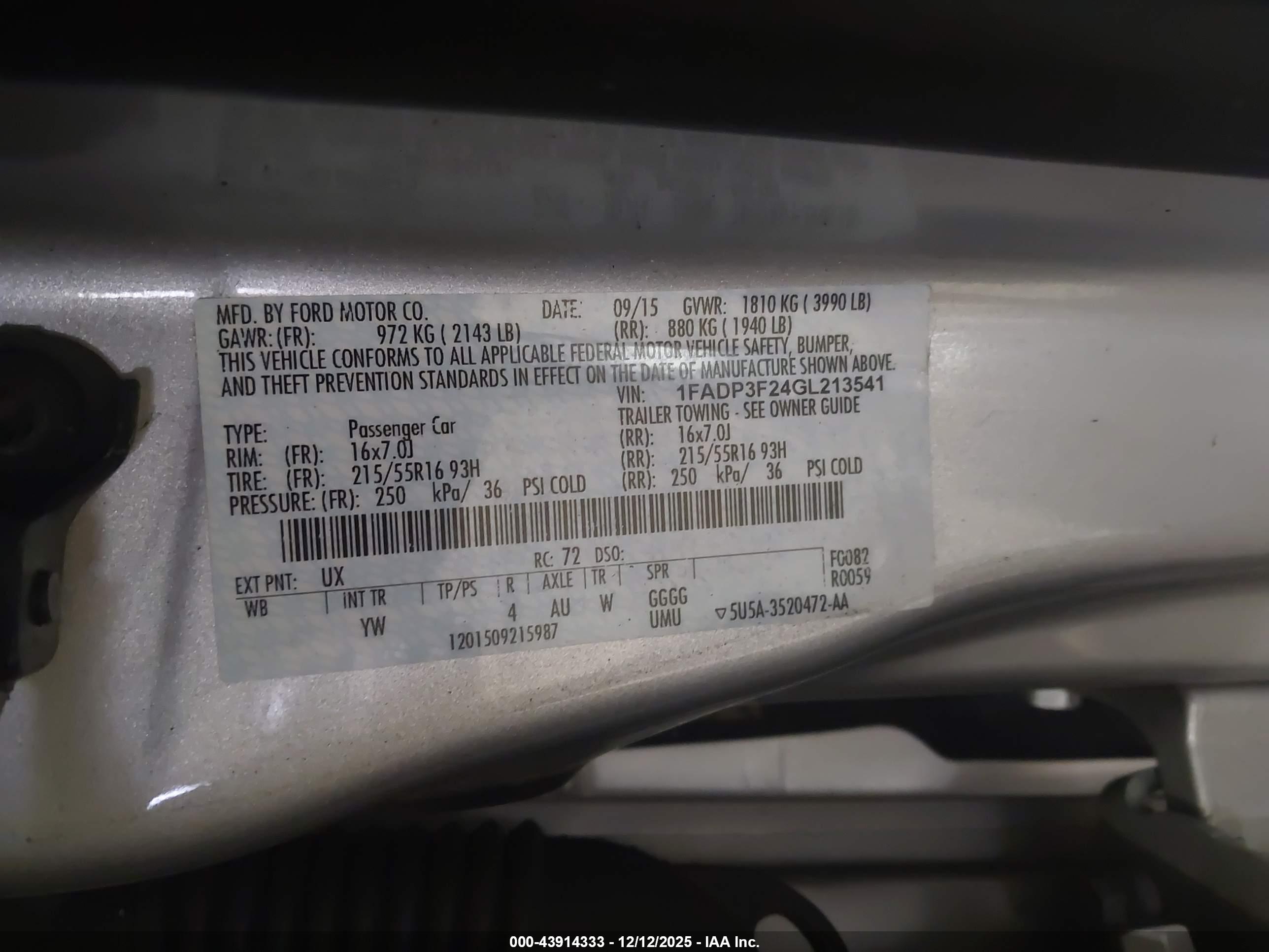 FORD FOCUS image 9