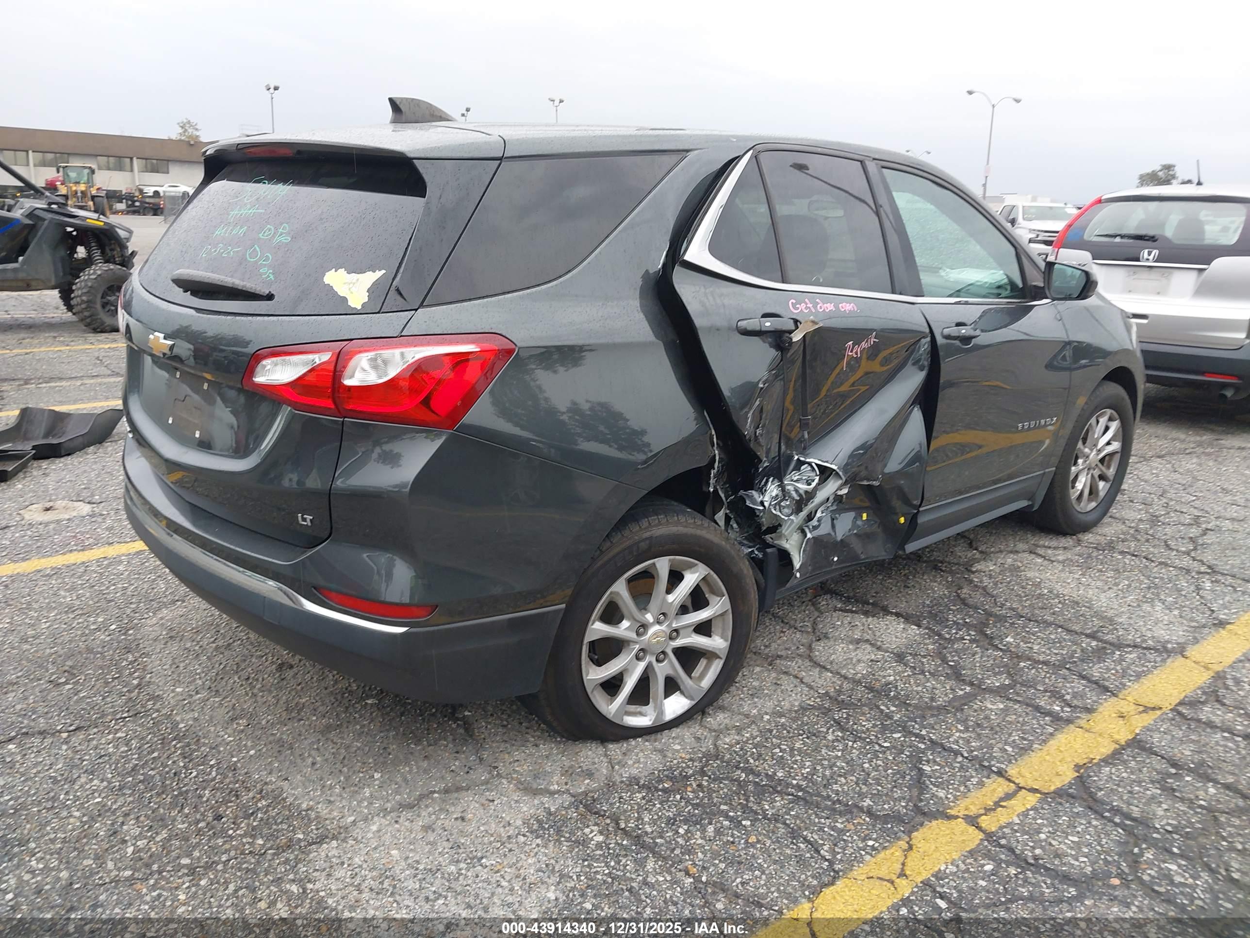 CHEVROLET EQUINOX image 4