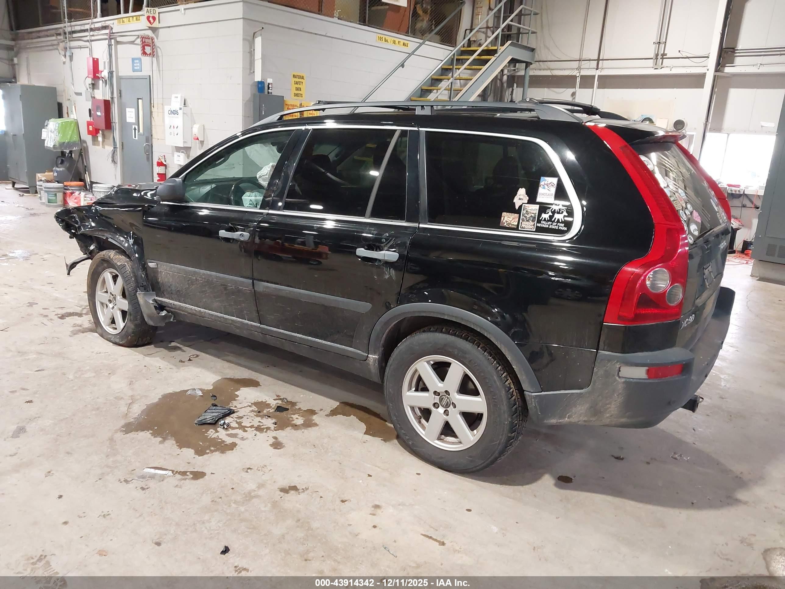 VOLVO XC90 image 3