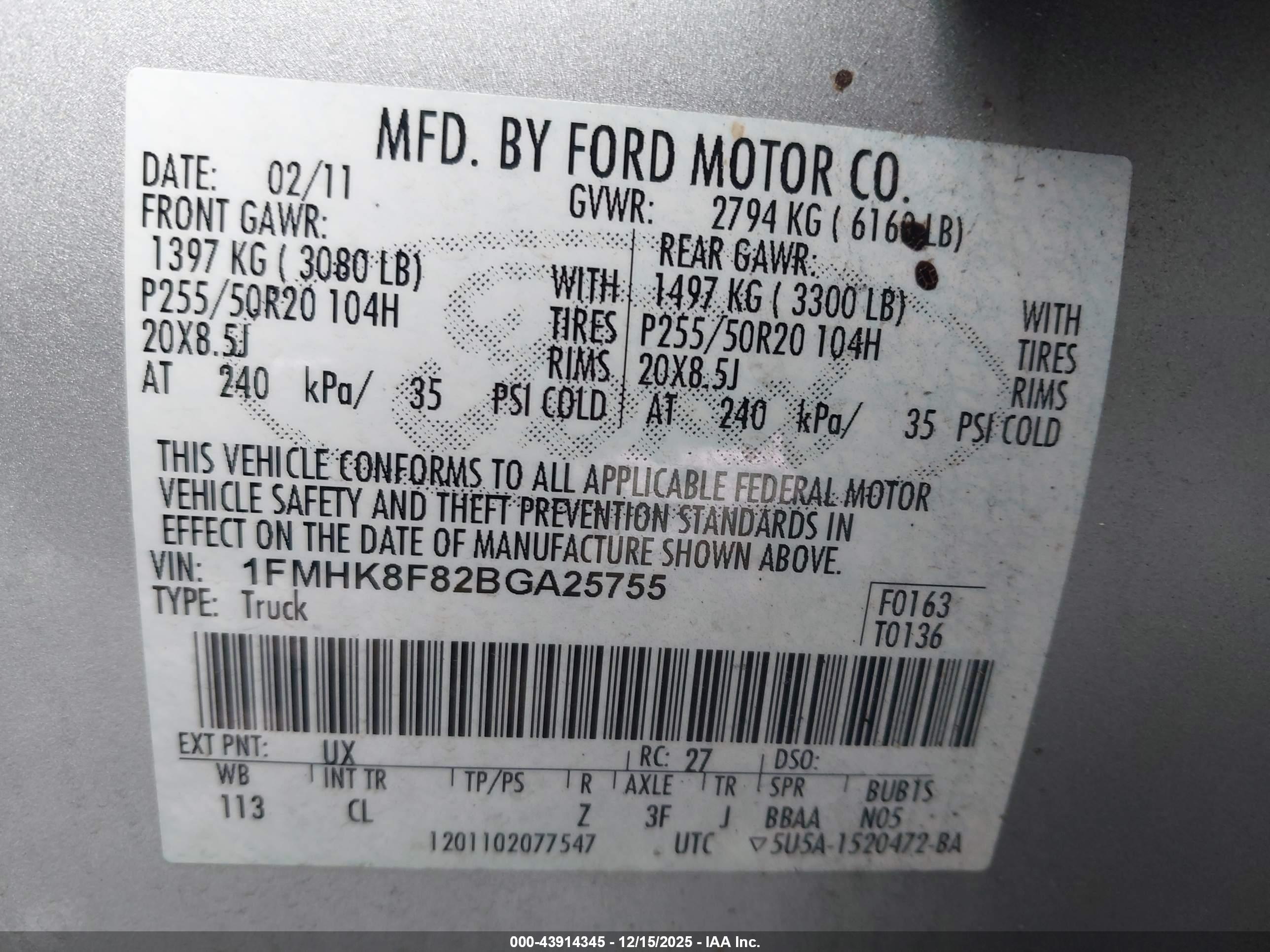 FORD EXPLORER image 9