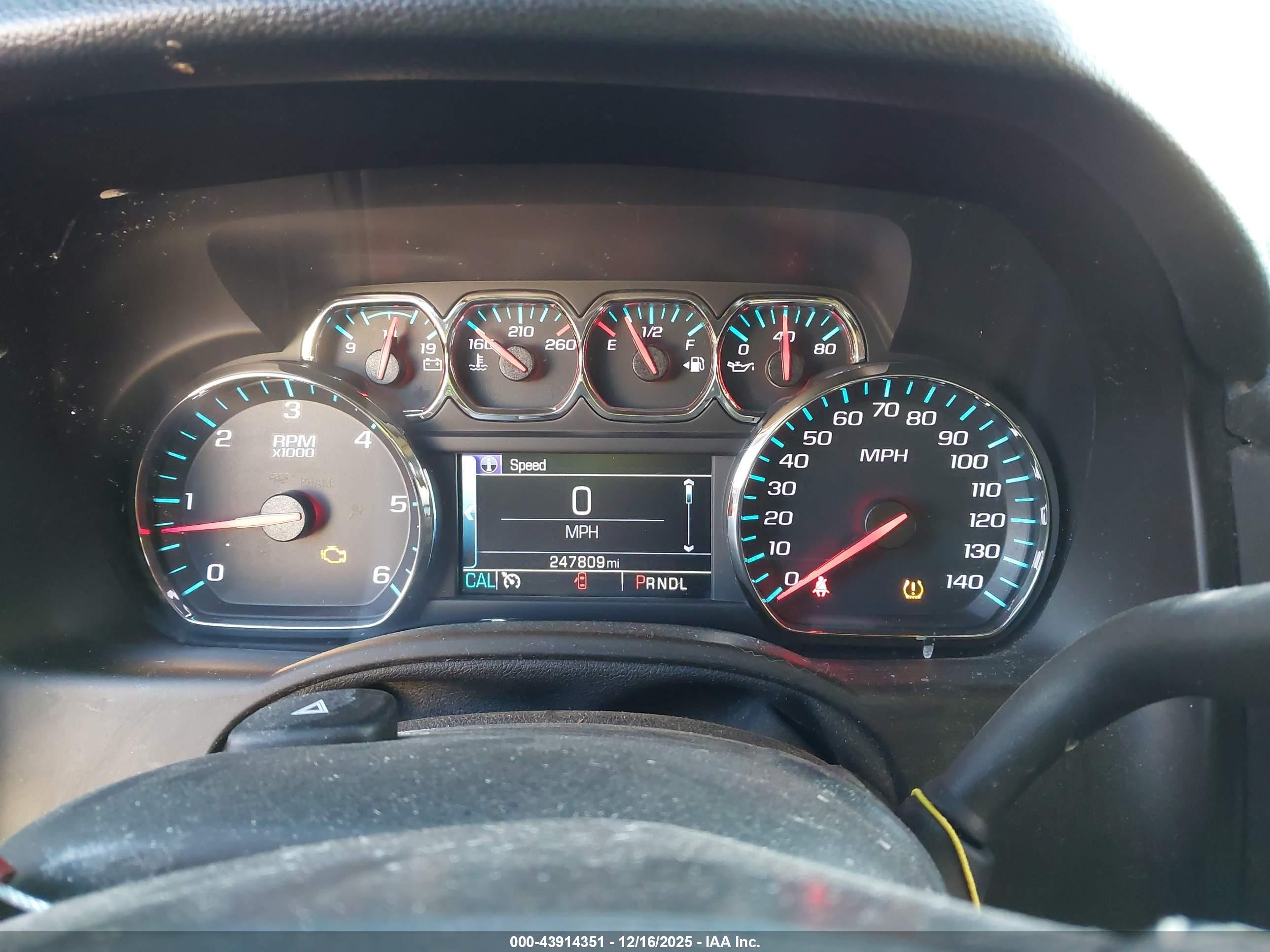 GMC YUKON image 7