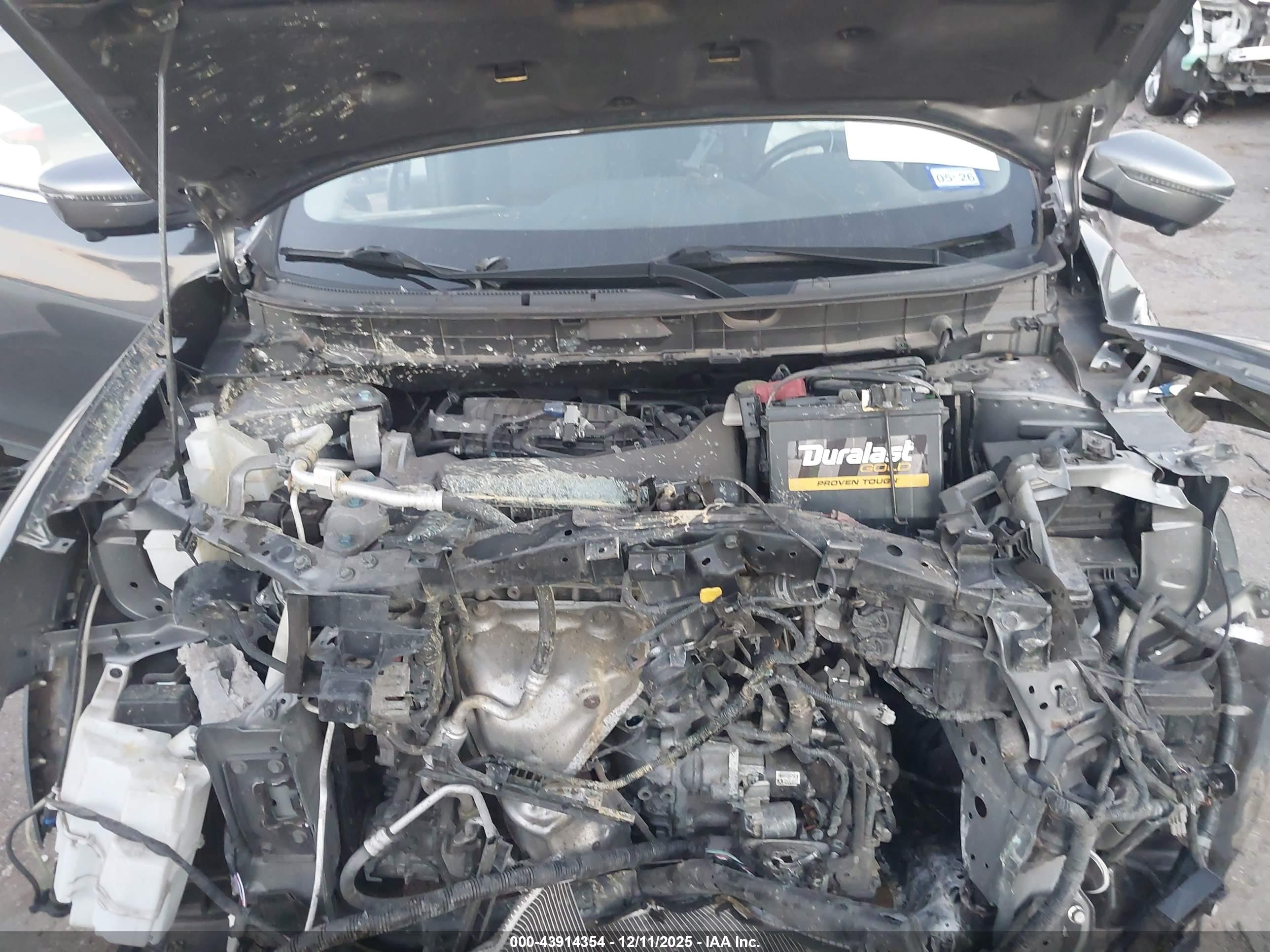 NISSAN ROGUE image 10