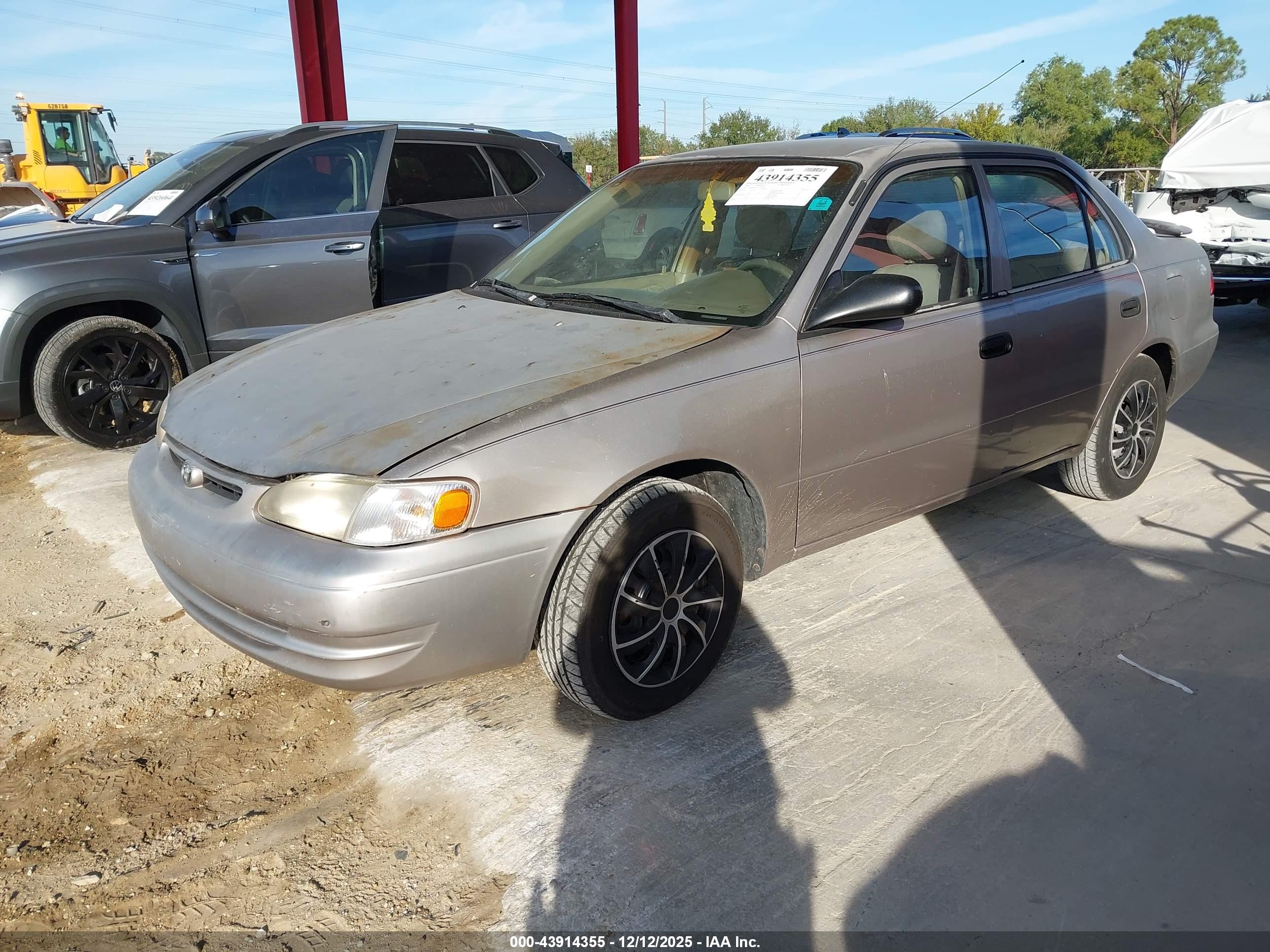 TOYOTA COROLLA image 2