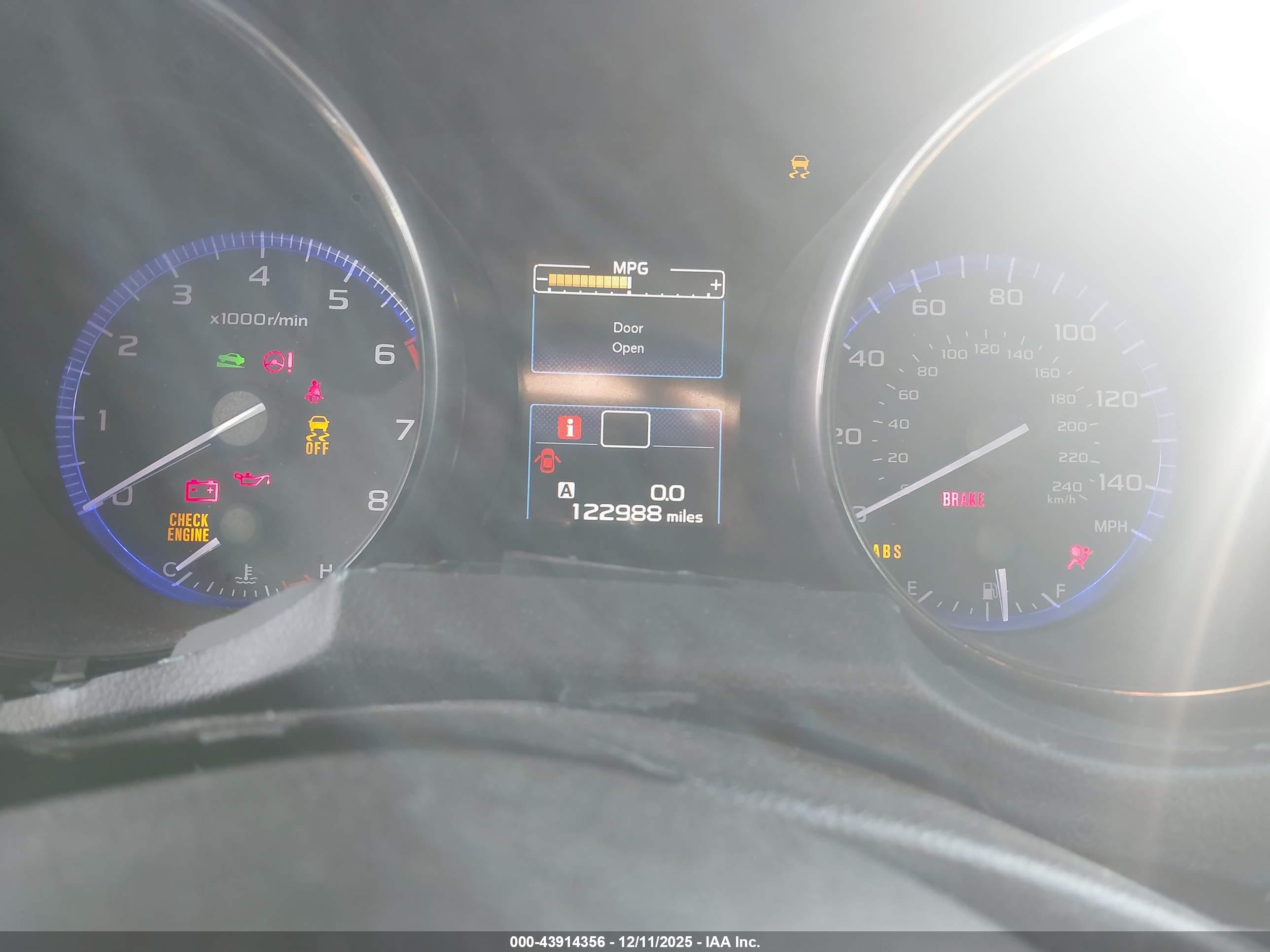 SUBARU LEGACY image 7