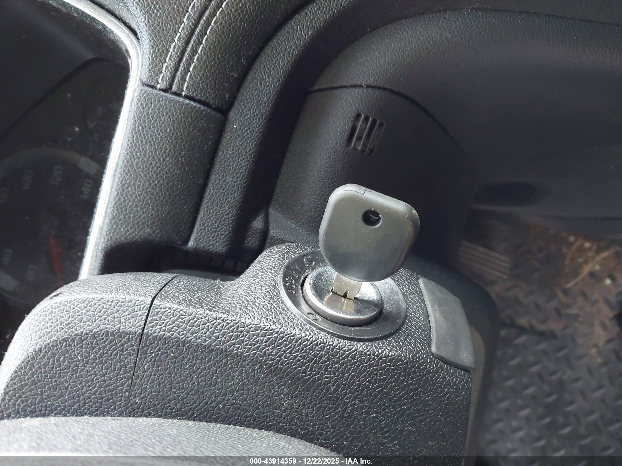 CHEVROLET TRAVERSE image 11