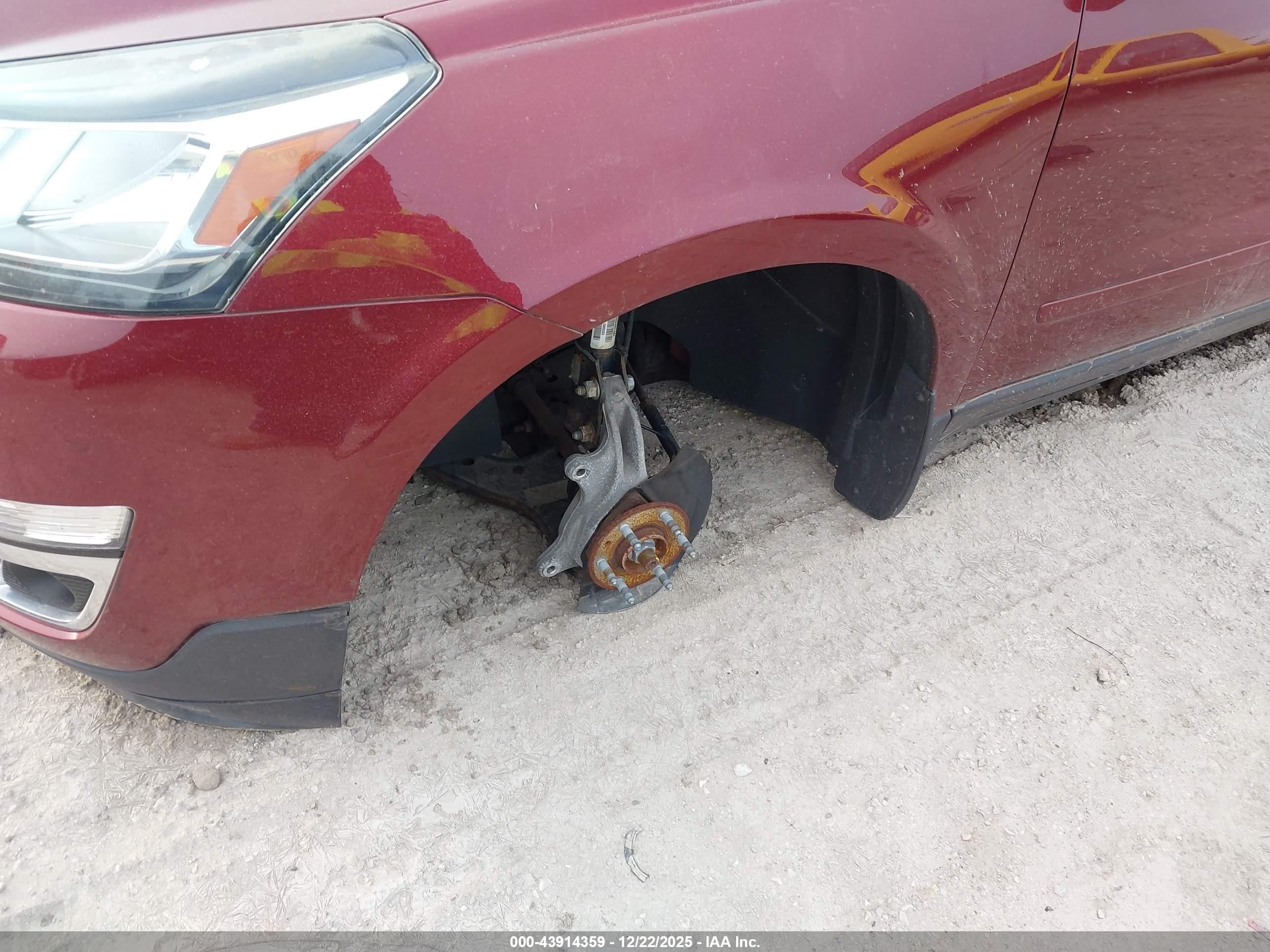 CHEVROLET TRAVERSE image 6