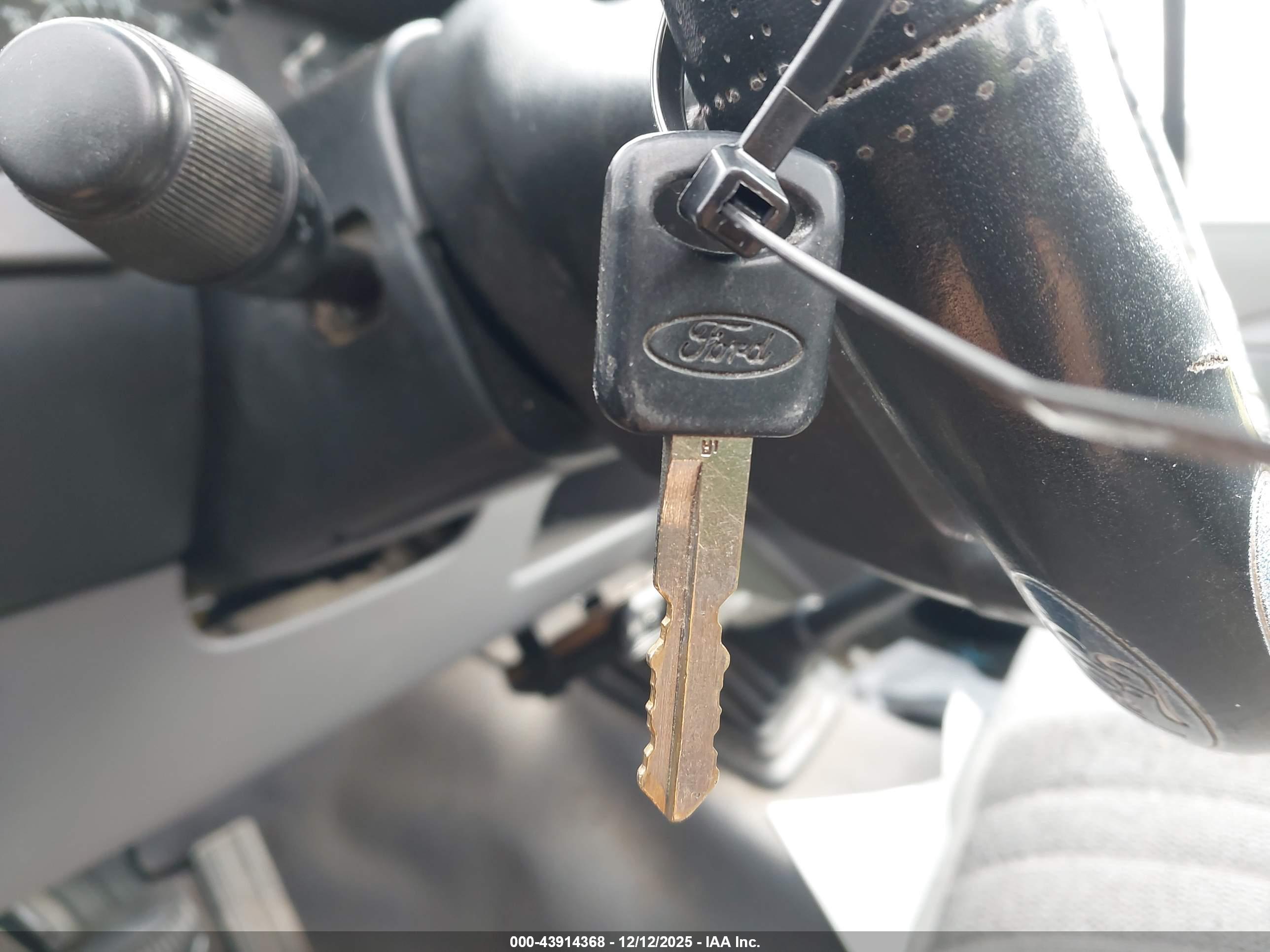 FORD F150 image 11