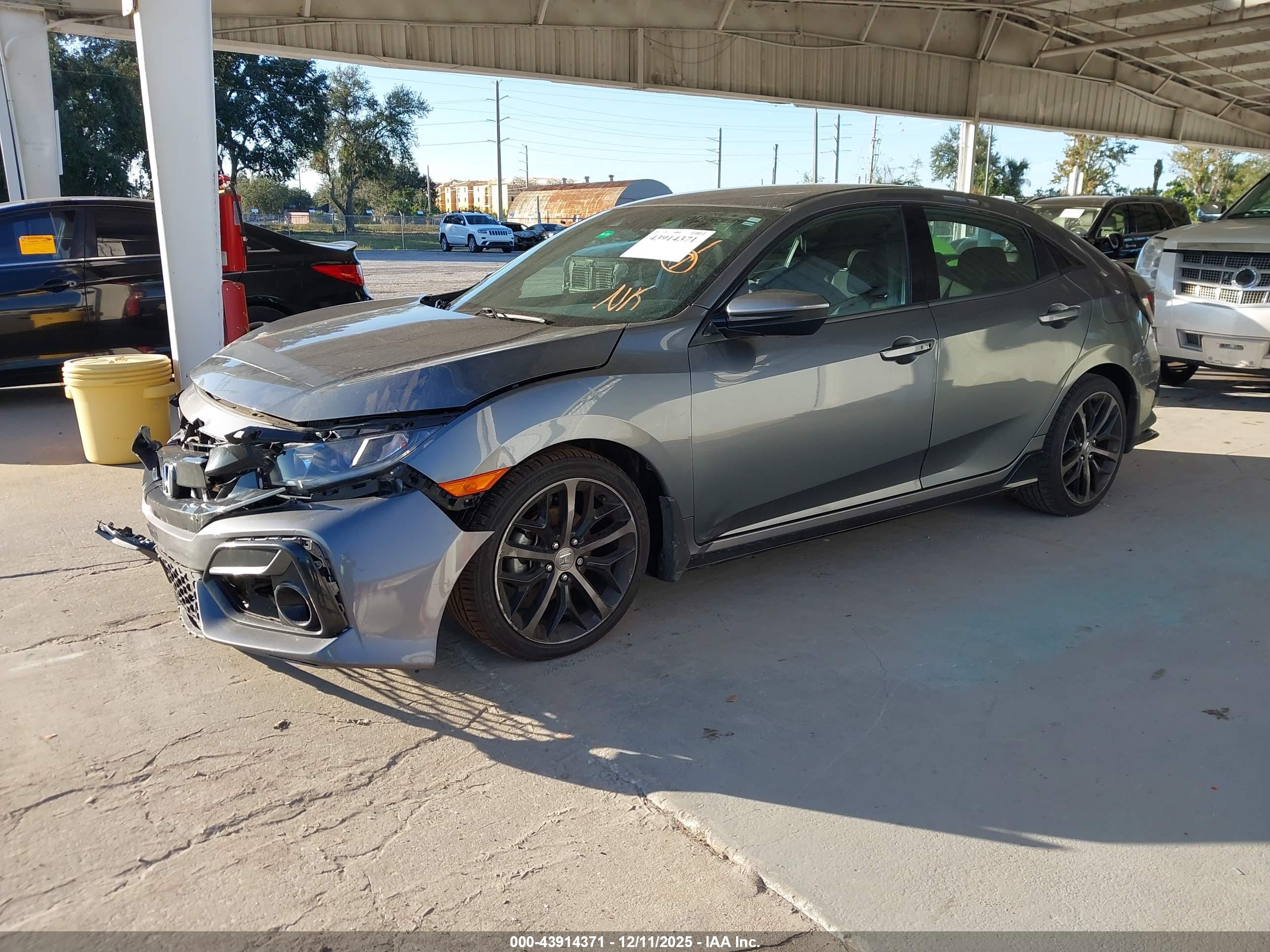 HONDA CIVIC image 2