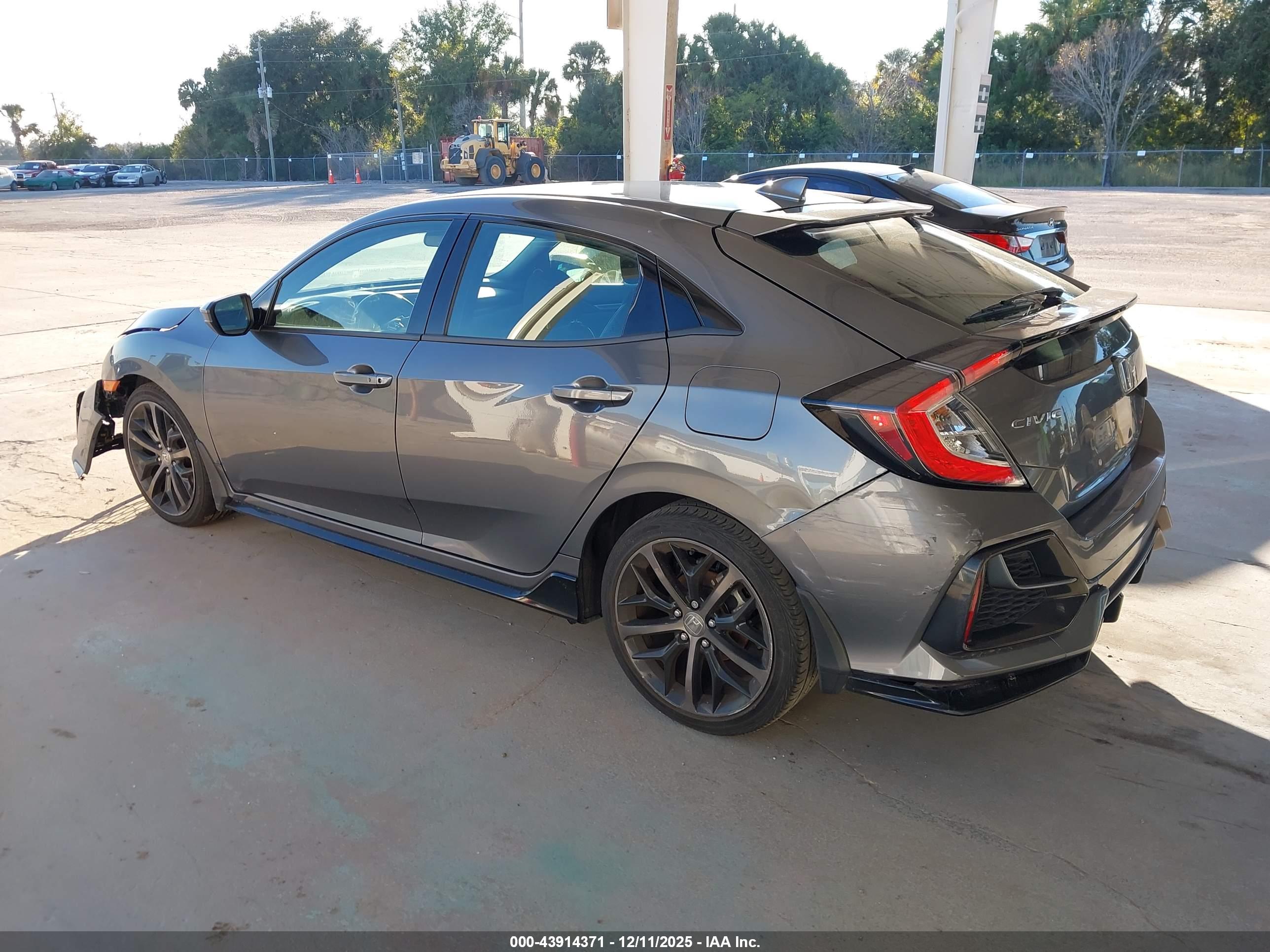 HONDA CIVIC image 3