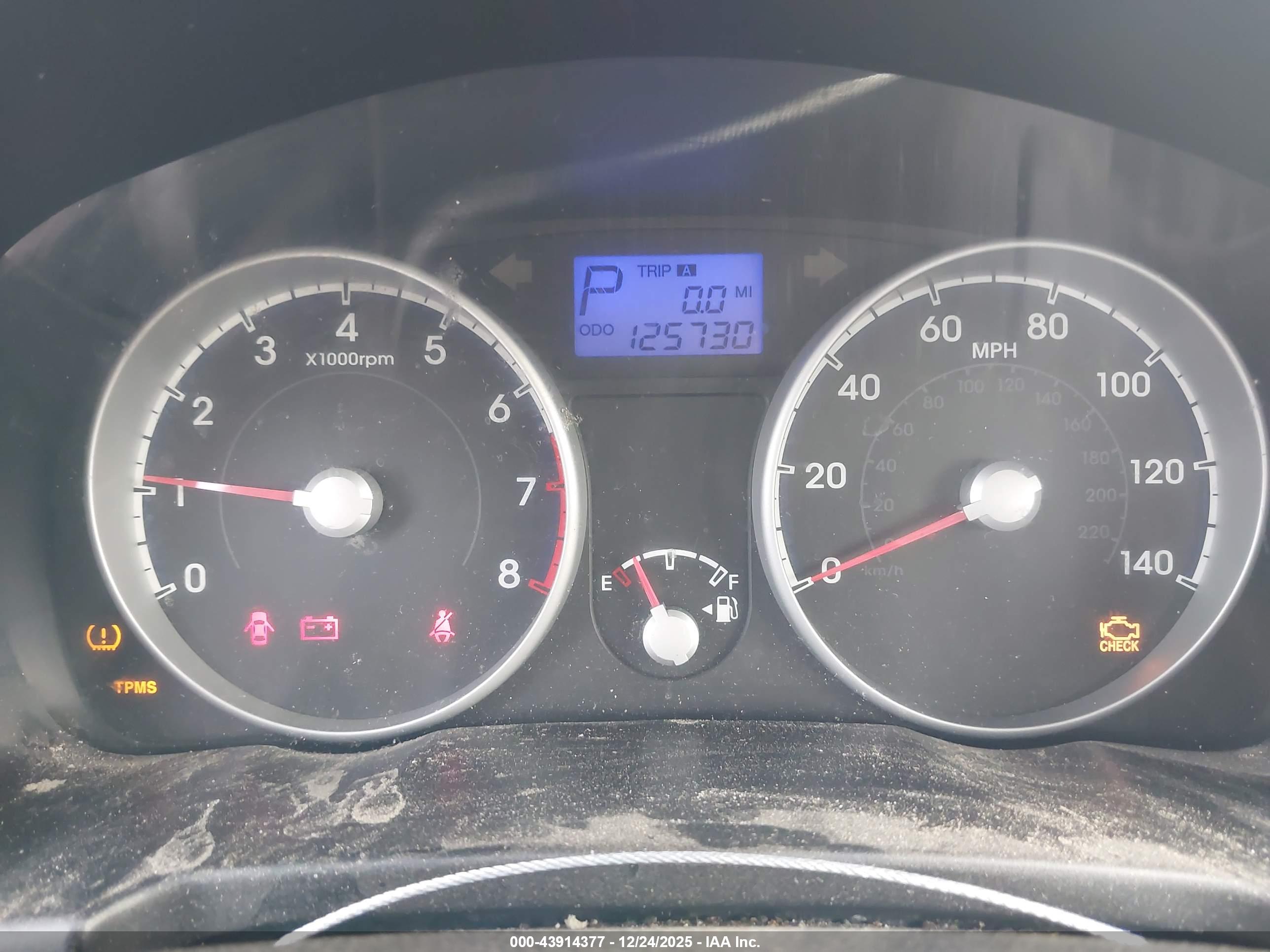 HYUNDAI ACCENT image 7