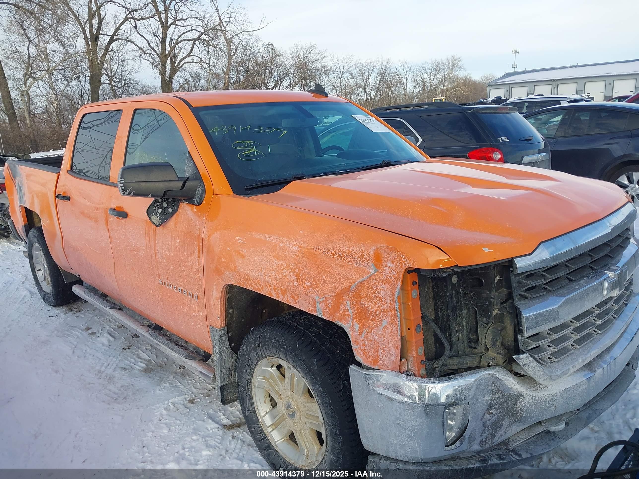 CHEVROLET SILVERADO image 6