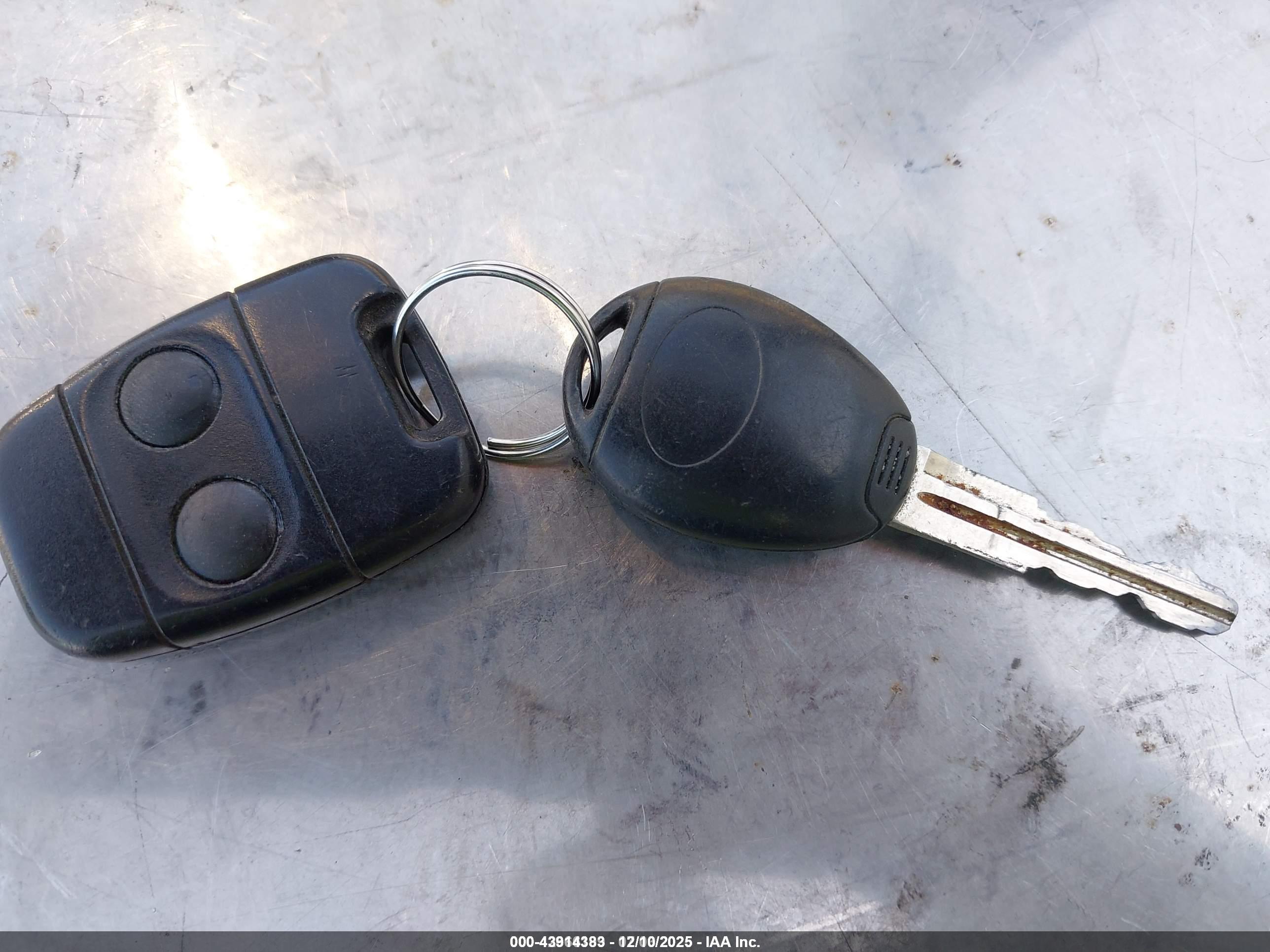 LAND ROVER image 11