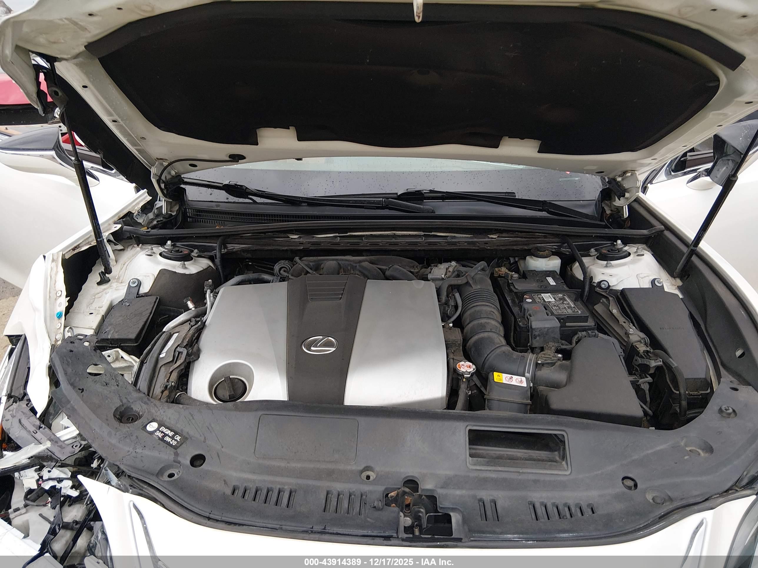 LEXUS ES image 10