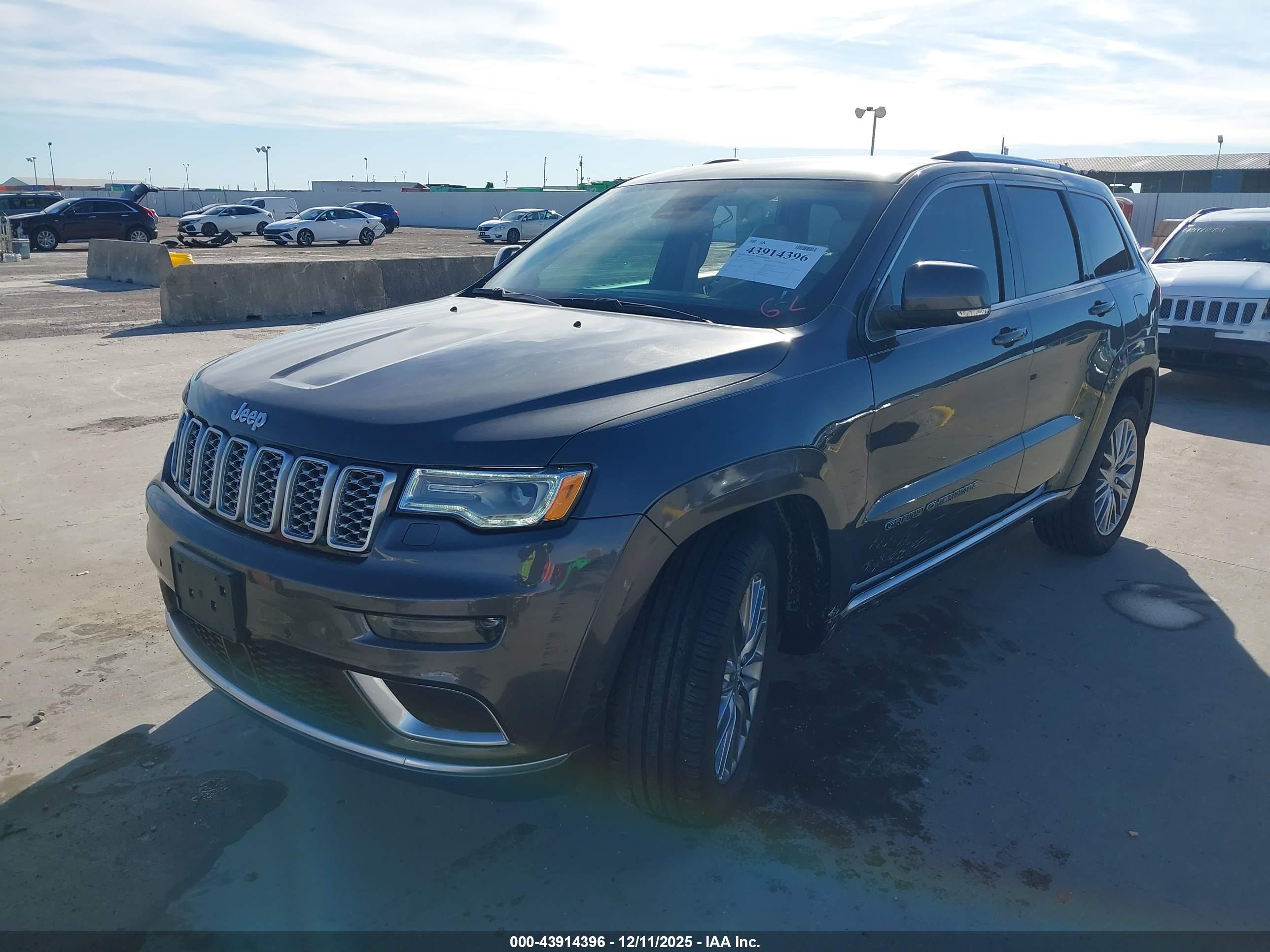 JEEP GRAND image 2