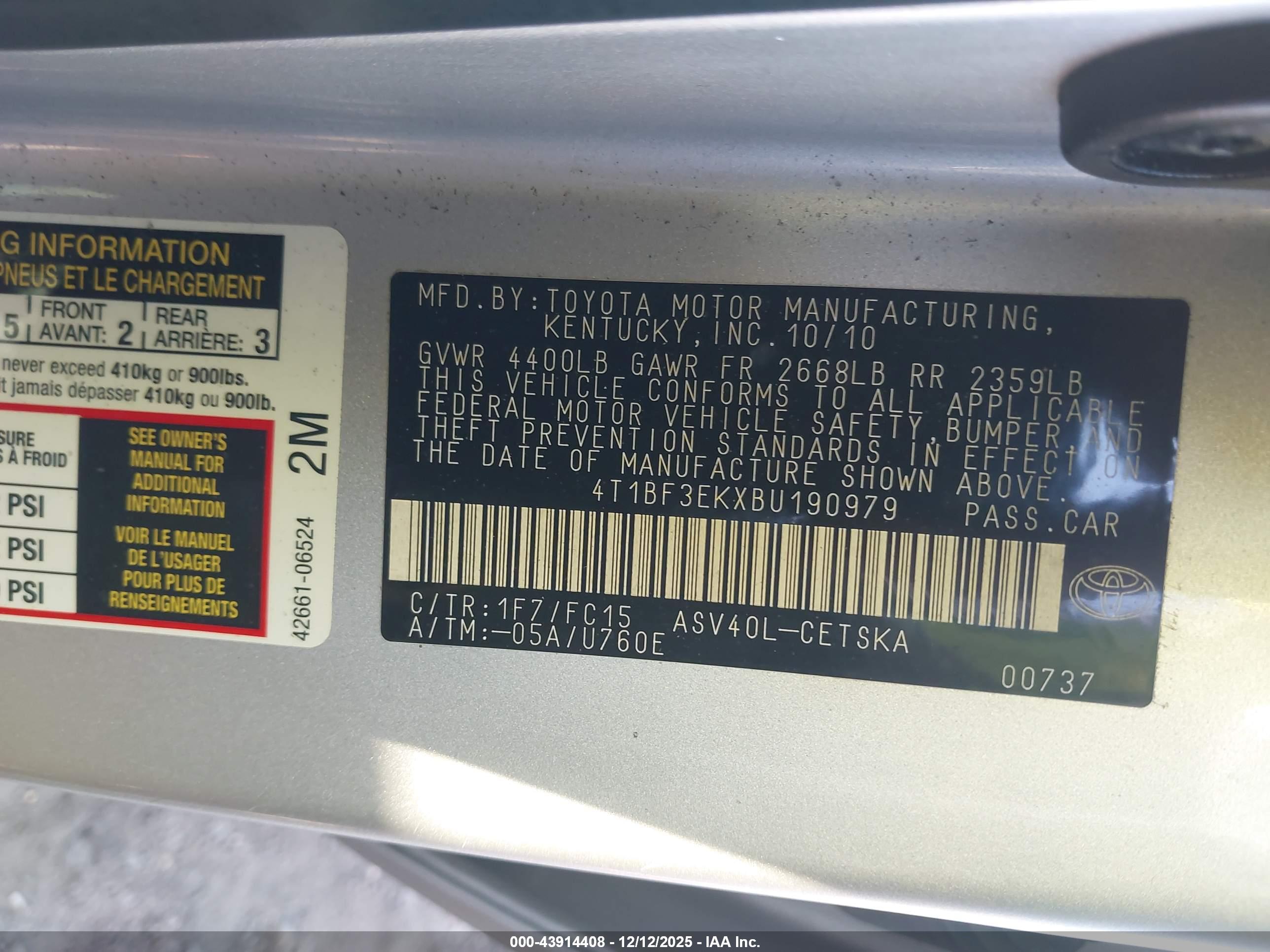 TOYOTA CAMRY image 9
