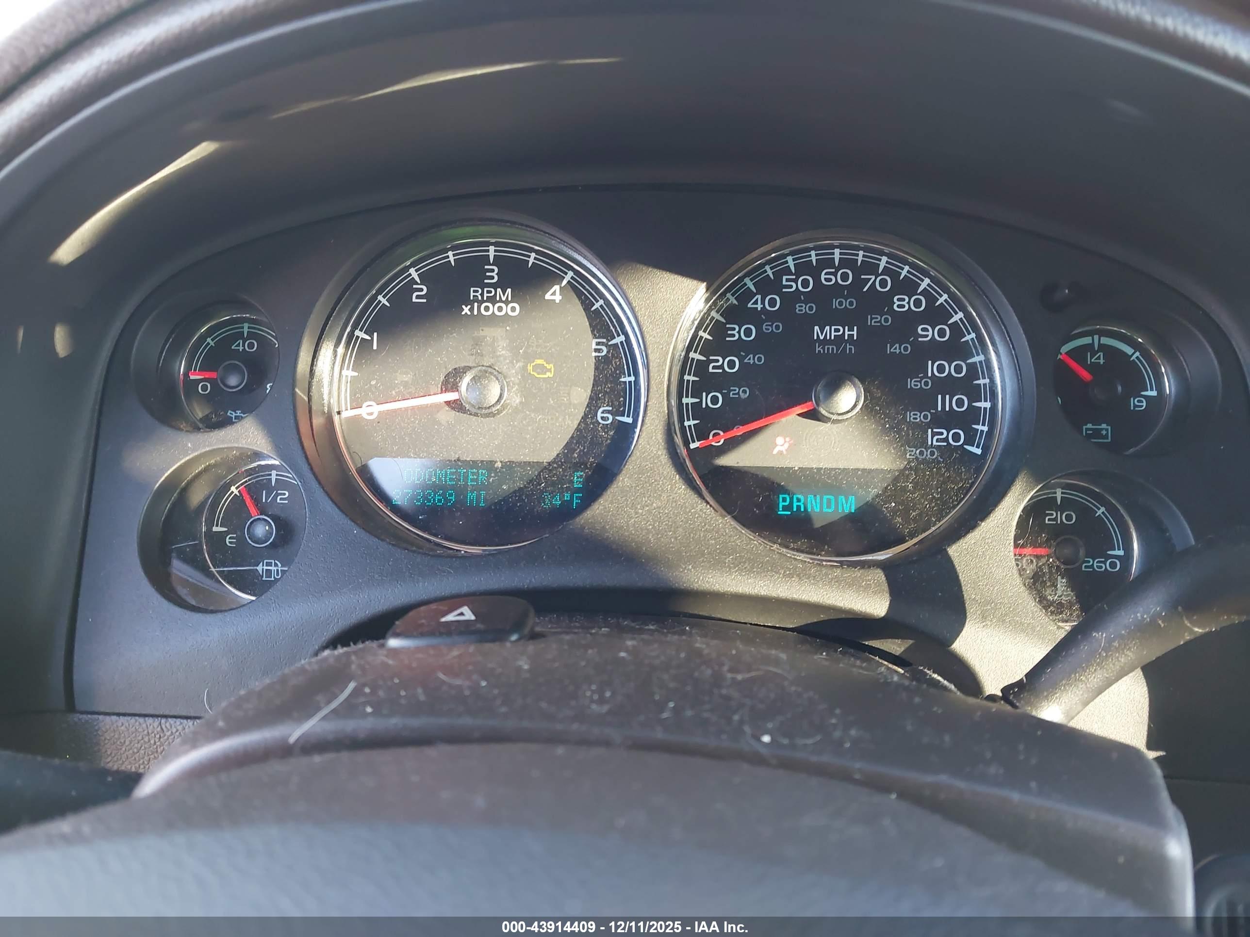 GMC YUKON image 7