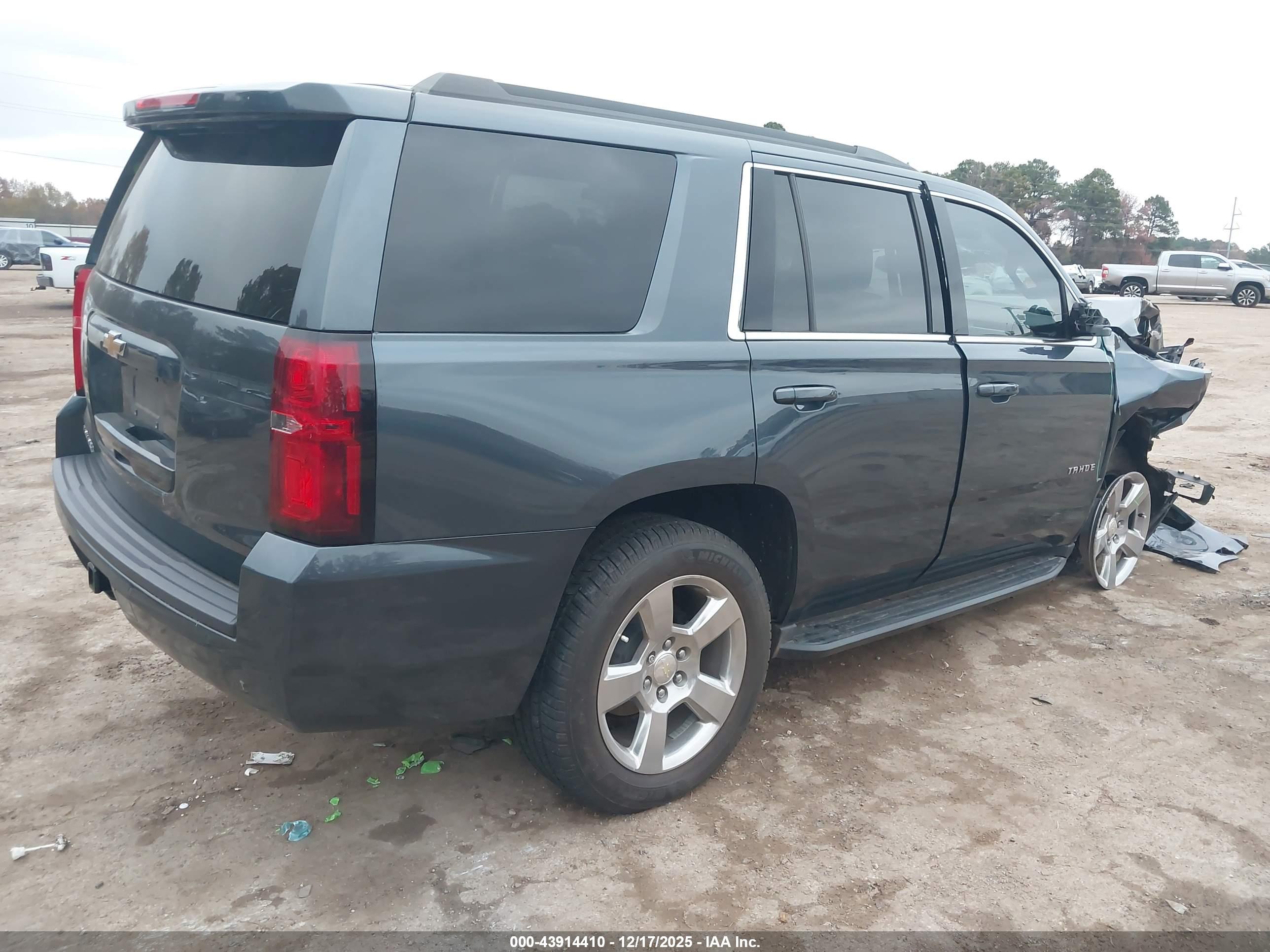 CHEVROLET TAHOE image 4