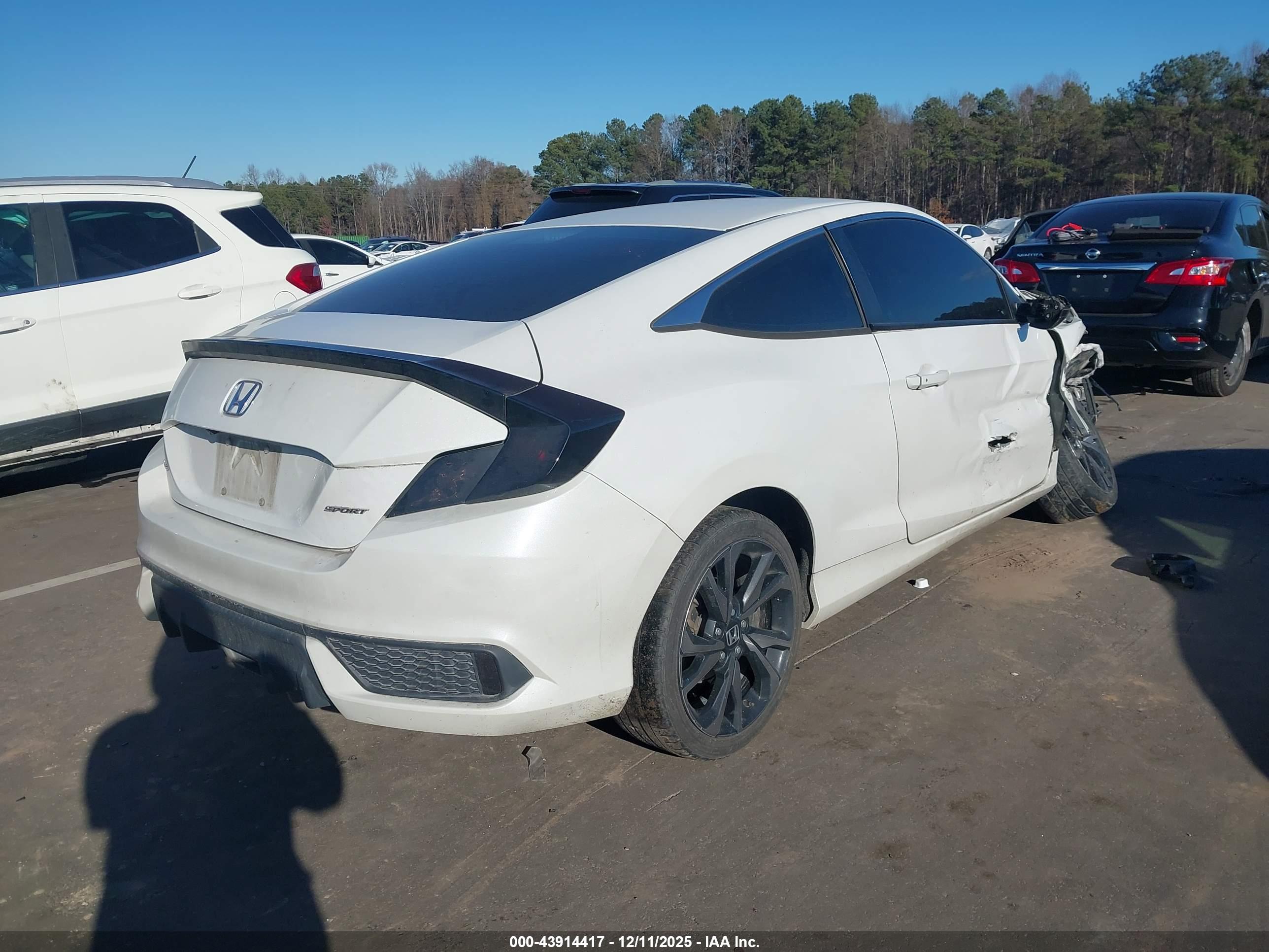 HONDA CIVIC image 4
