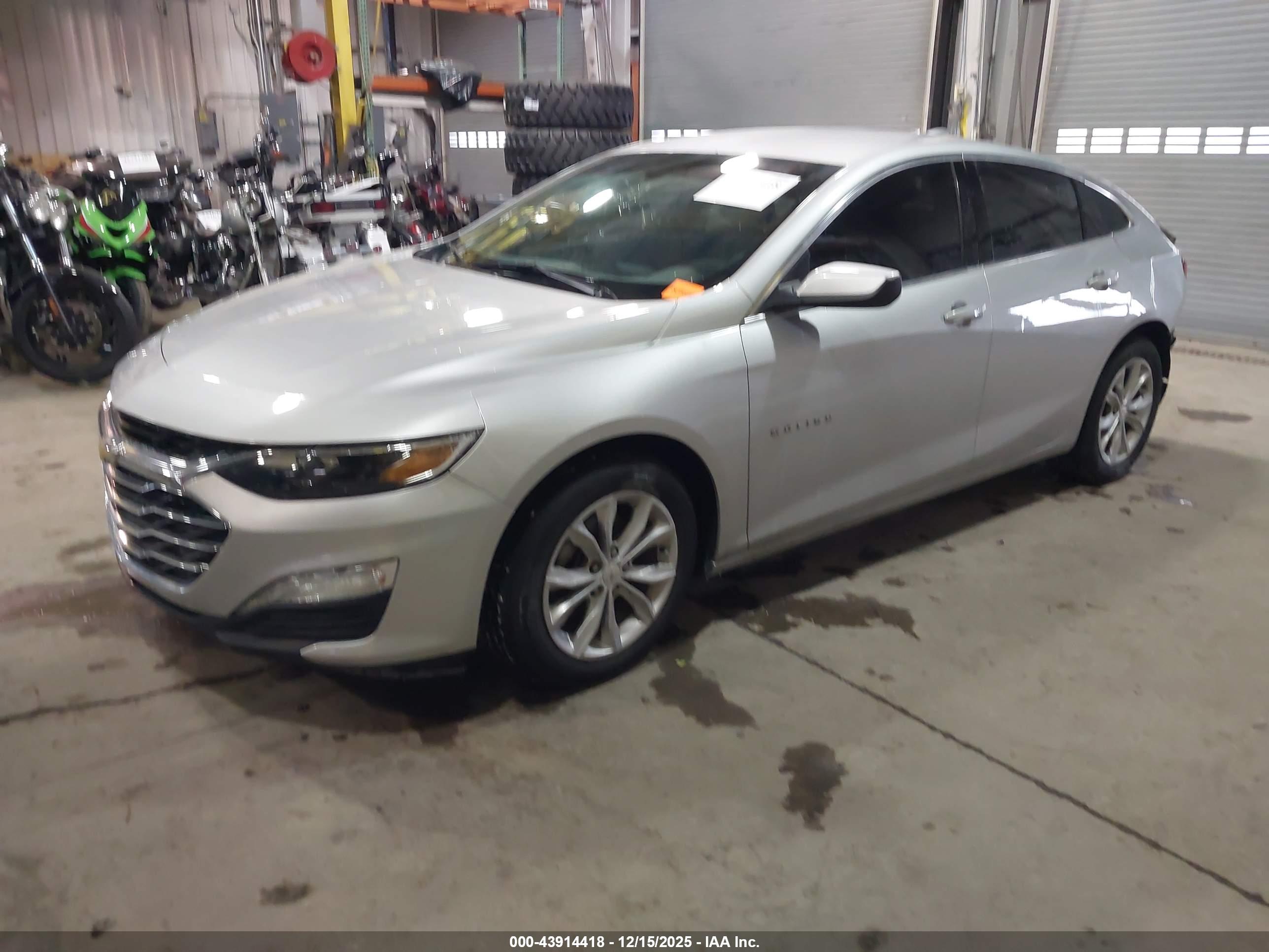 CHEVROLET MALIBU image 2