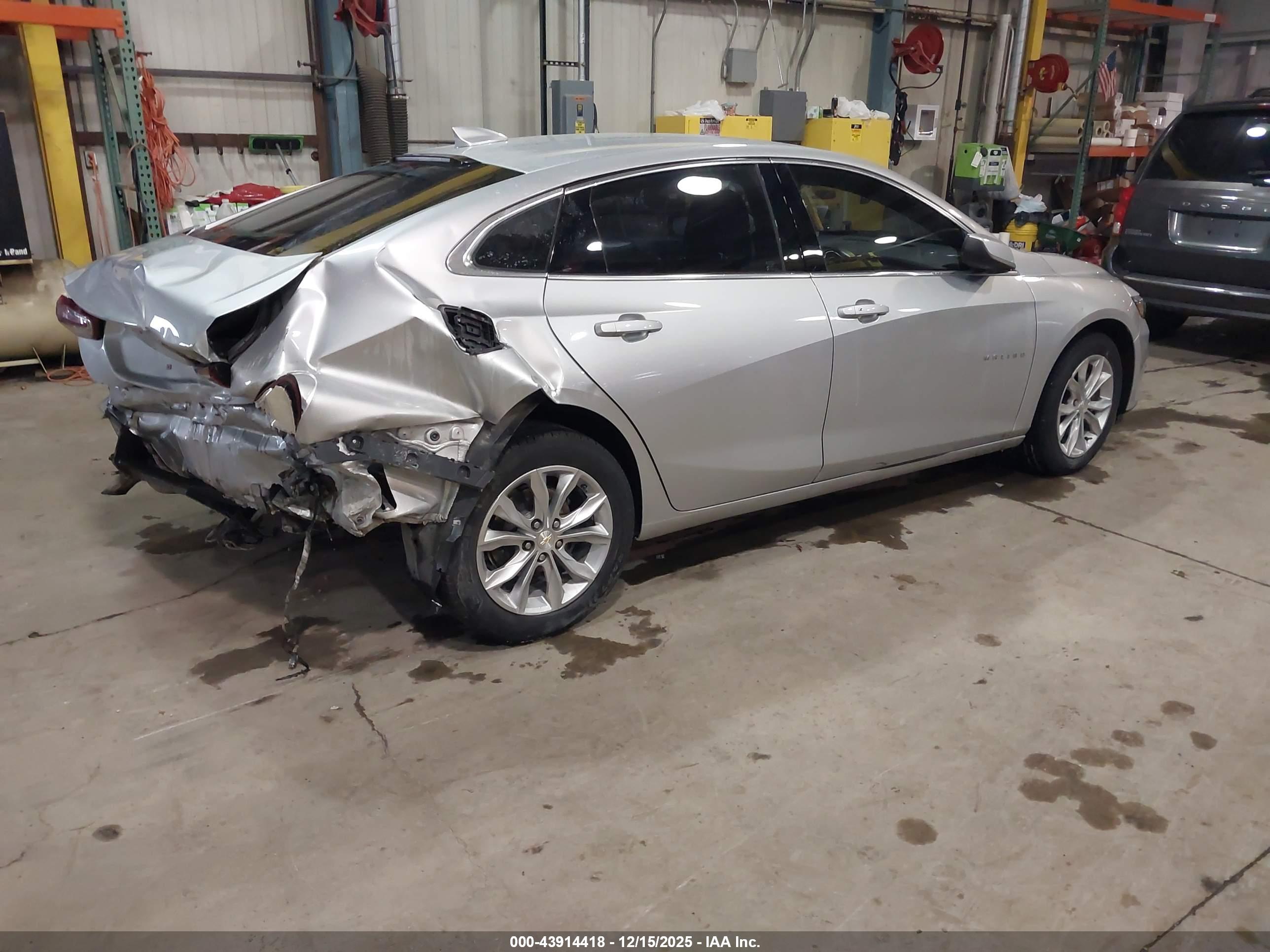 CHEVROLET MALIBU image 4