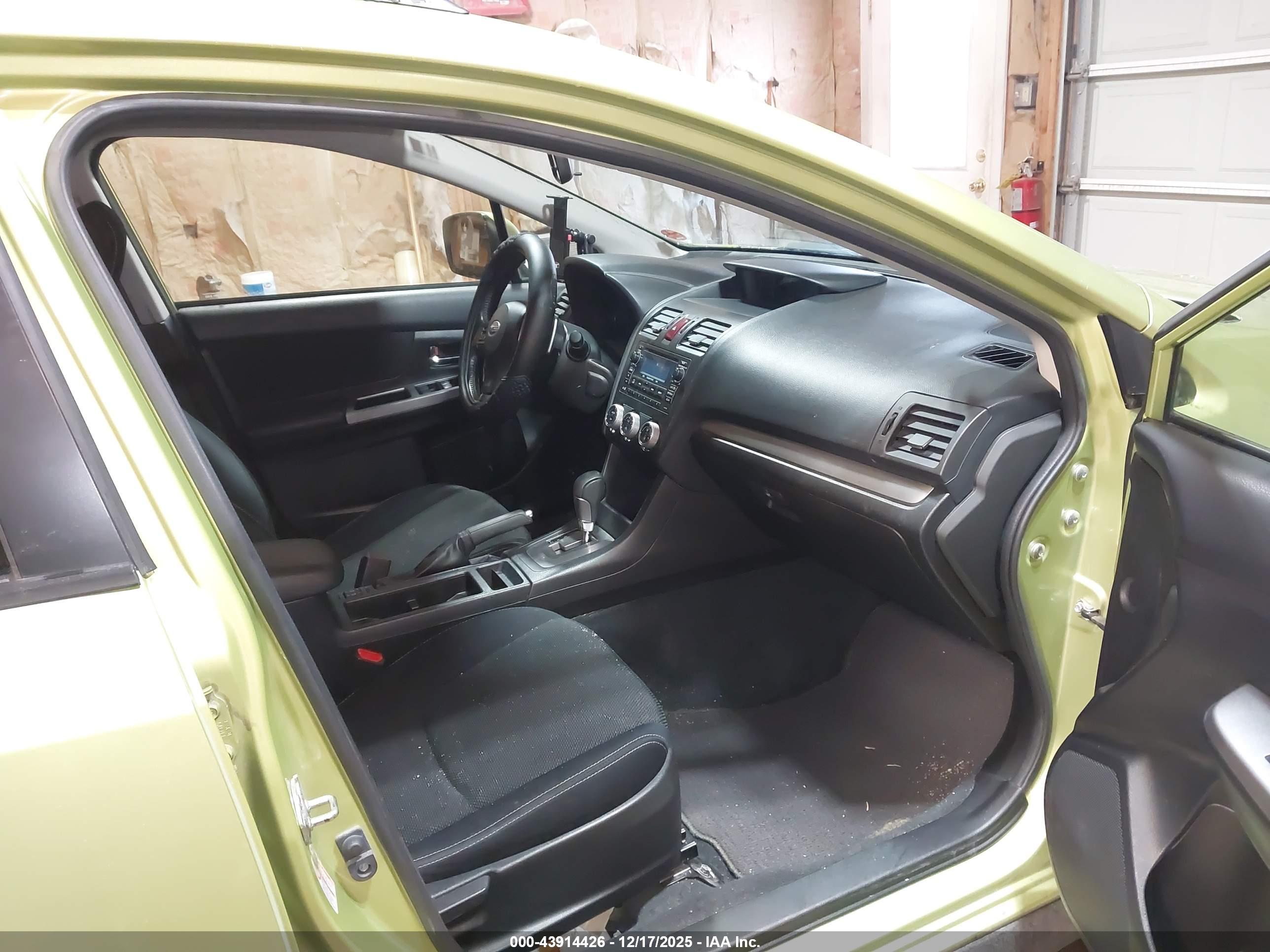 SUBARU XV image 5