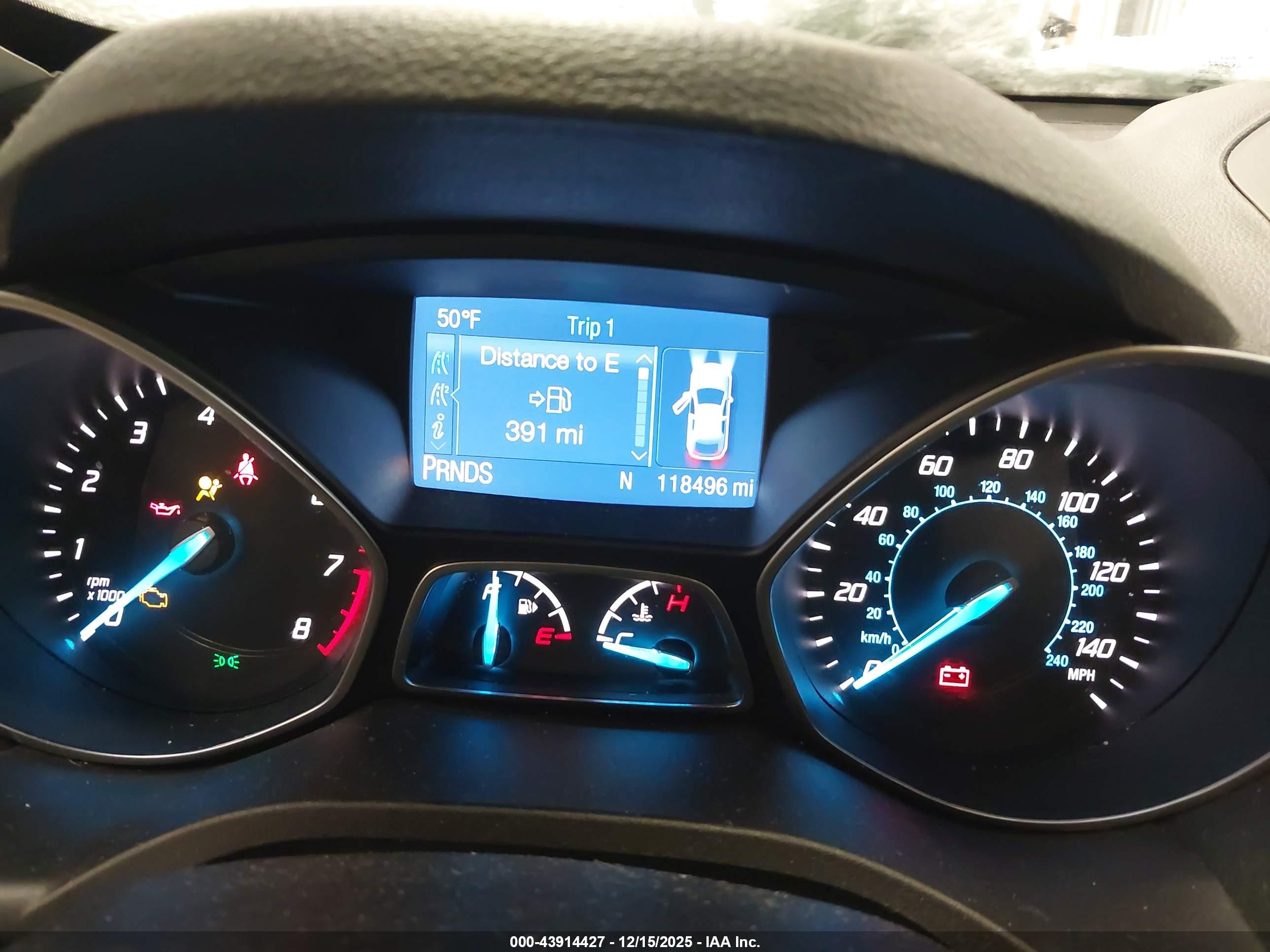 FORD ESCAPE image 7