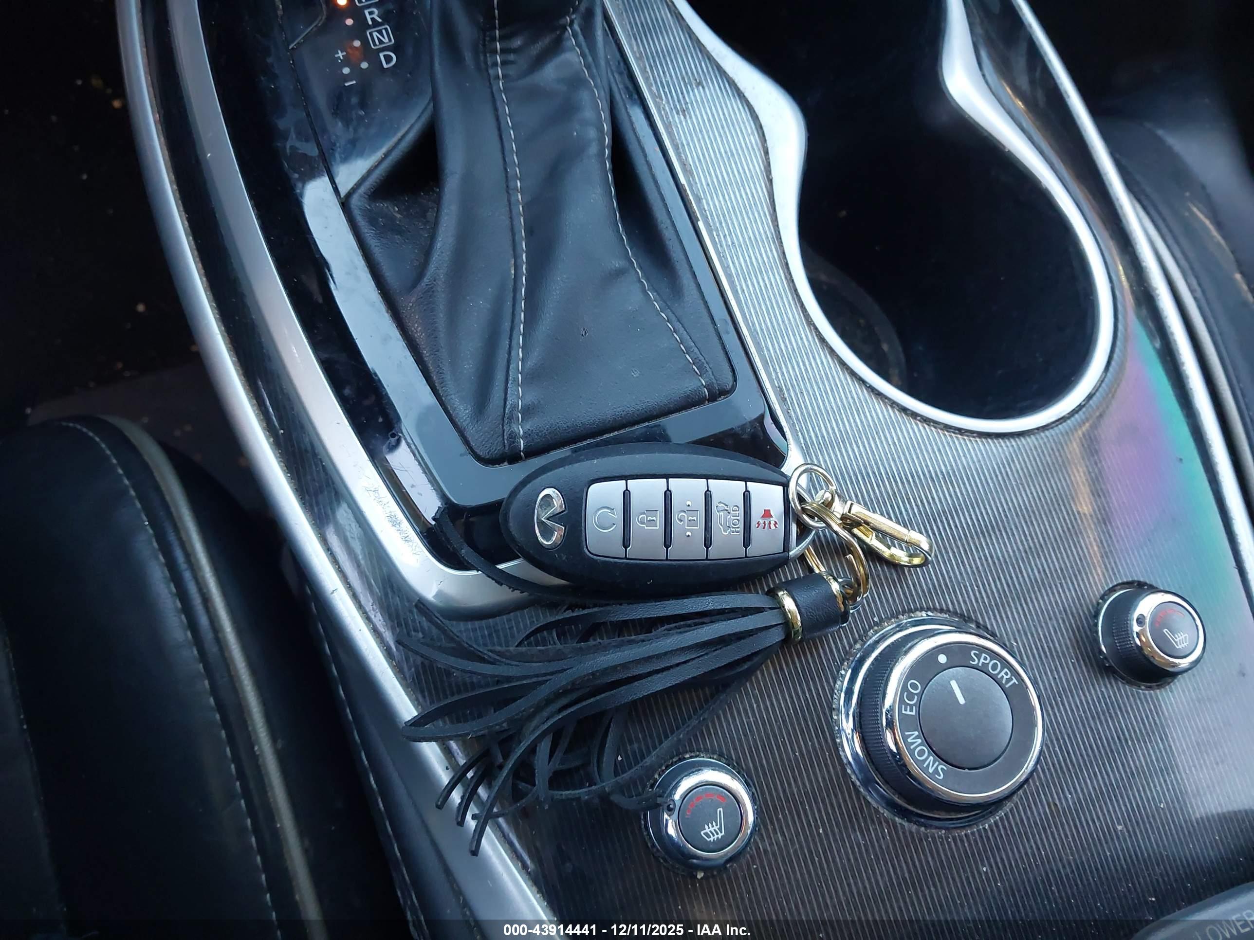 INFINITI QX60 image 11