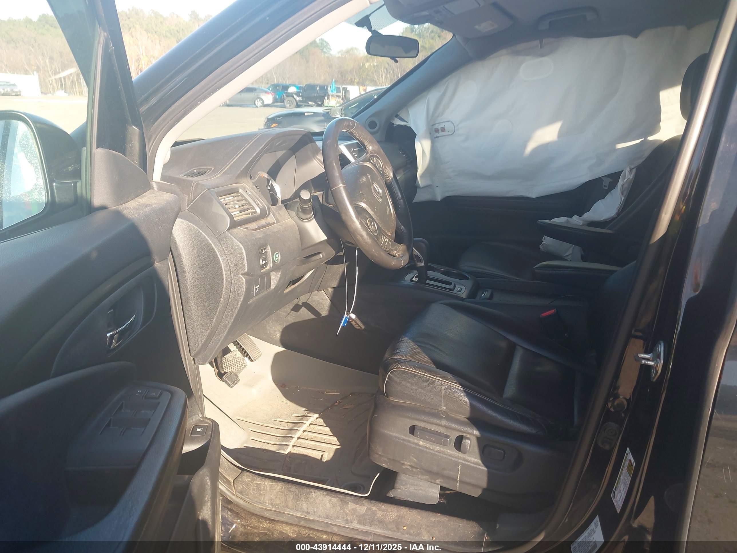 HONDA RIDGELINE image 5