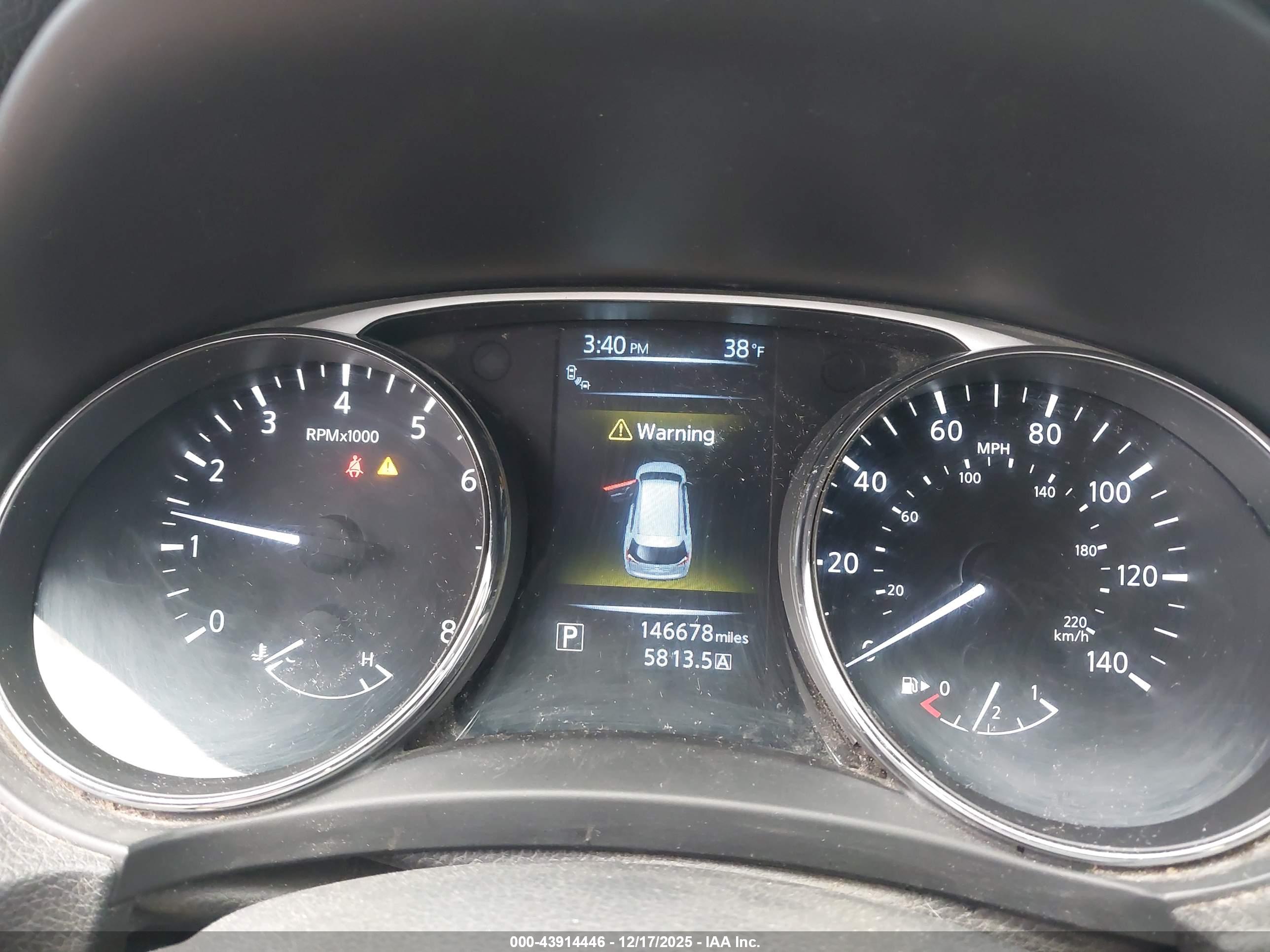 NISSAN ROGUE image 7