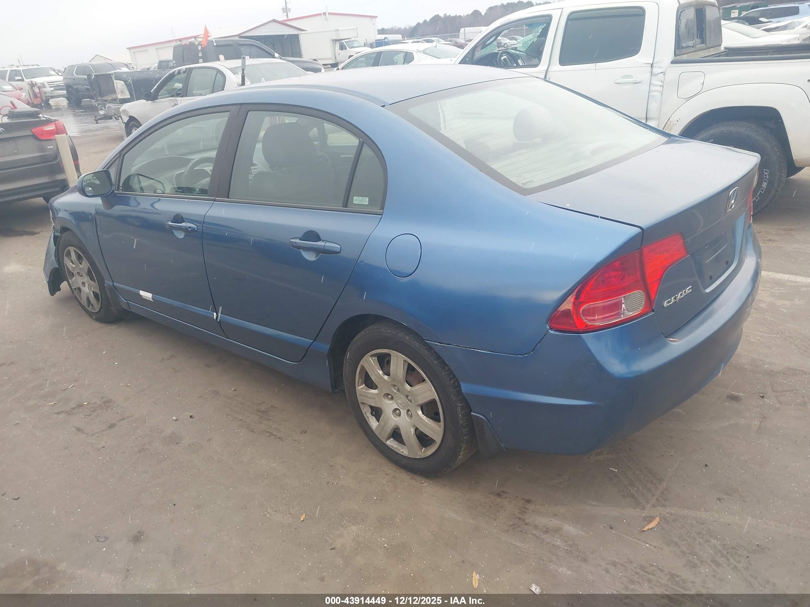 HONDA CIVIC image 3