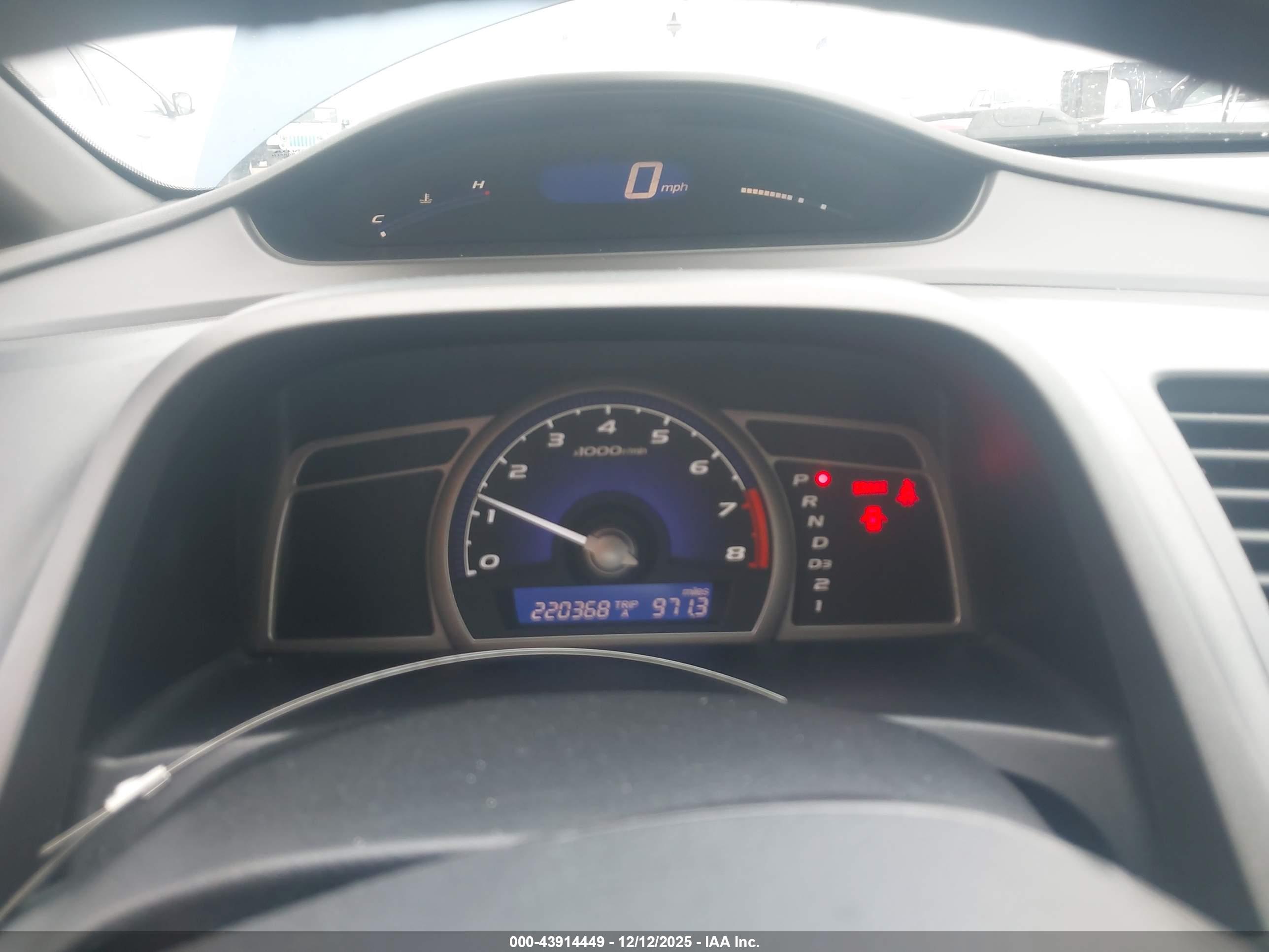 HONDA CIVIC image 7