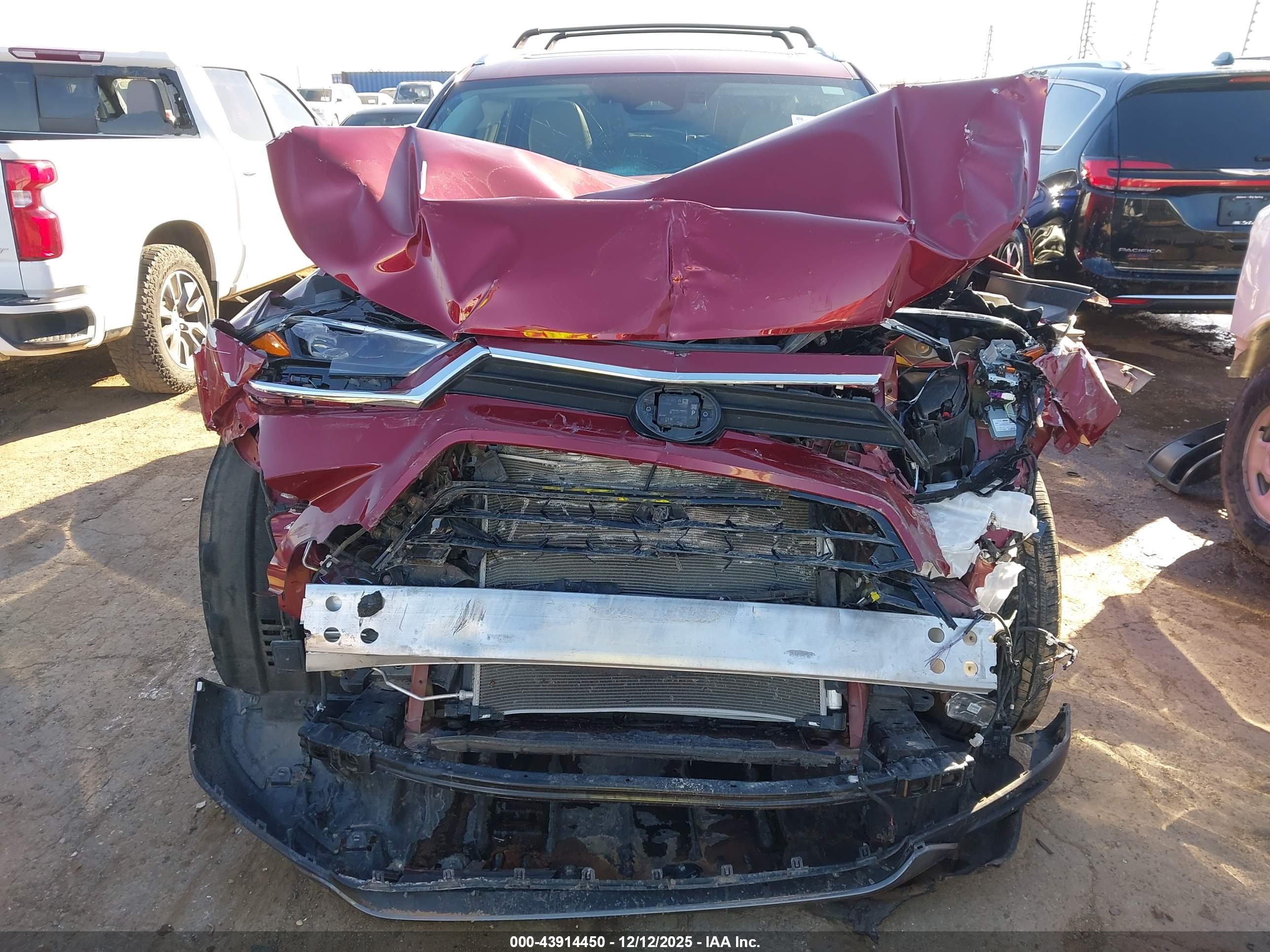 TOYOTA GRAND image 6