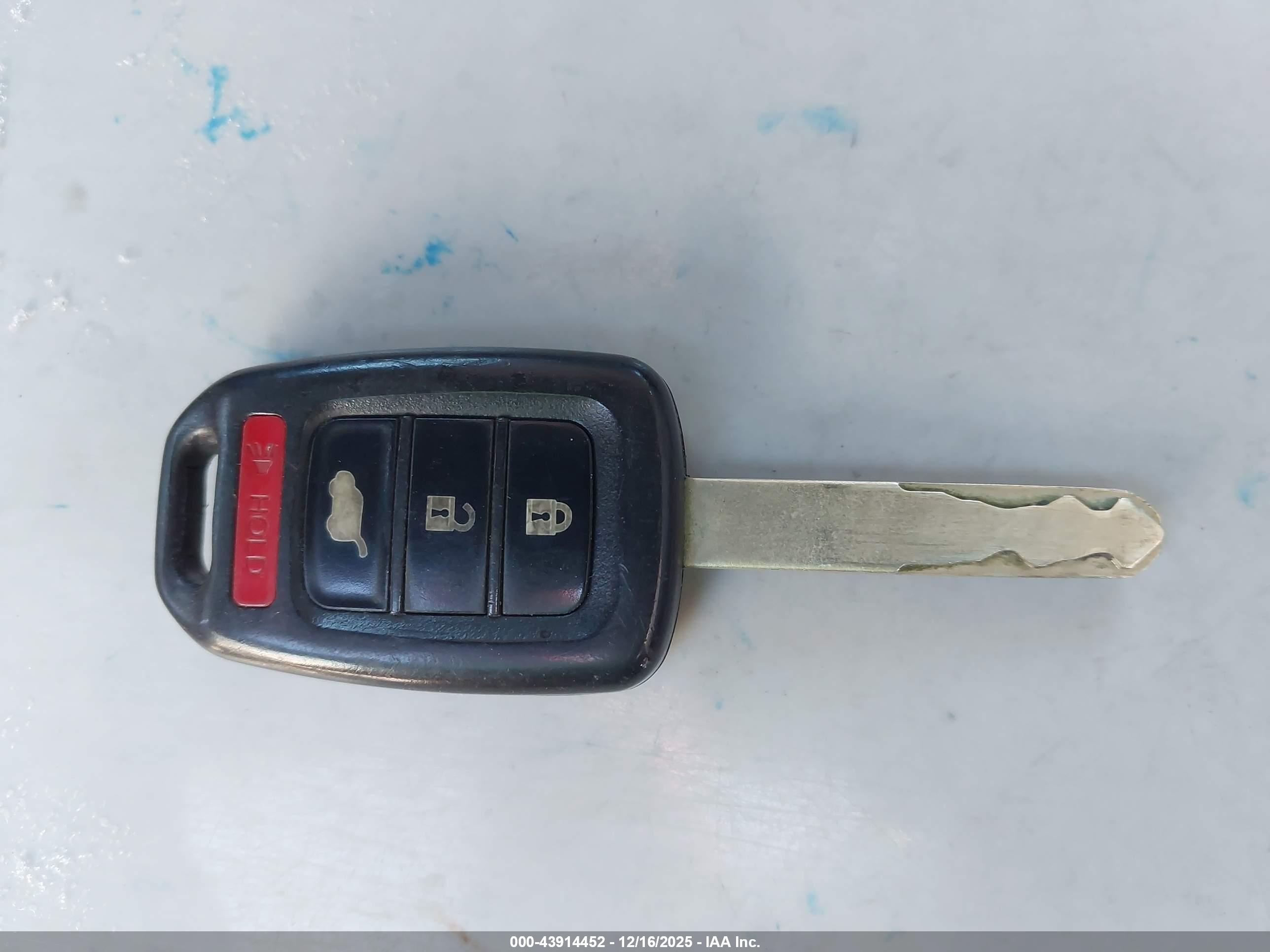 HONDA CR-V image 11