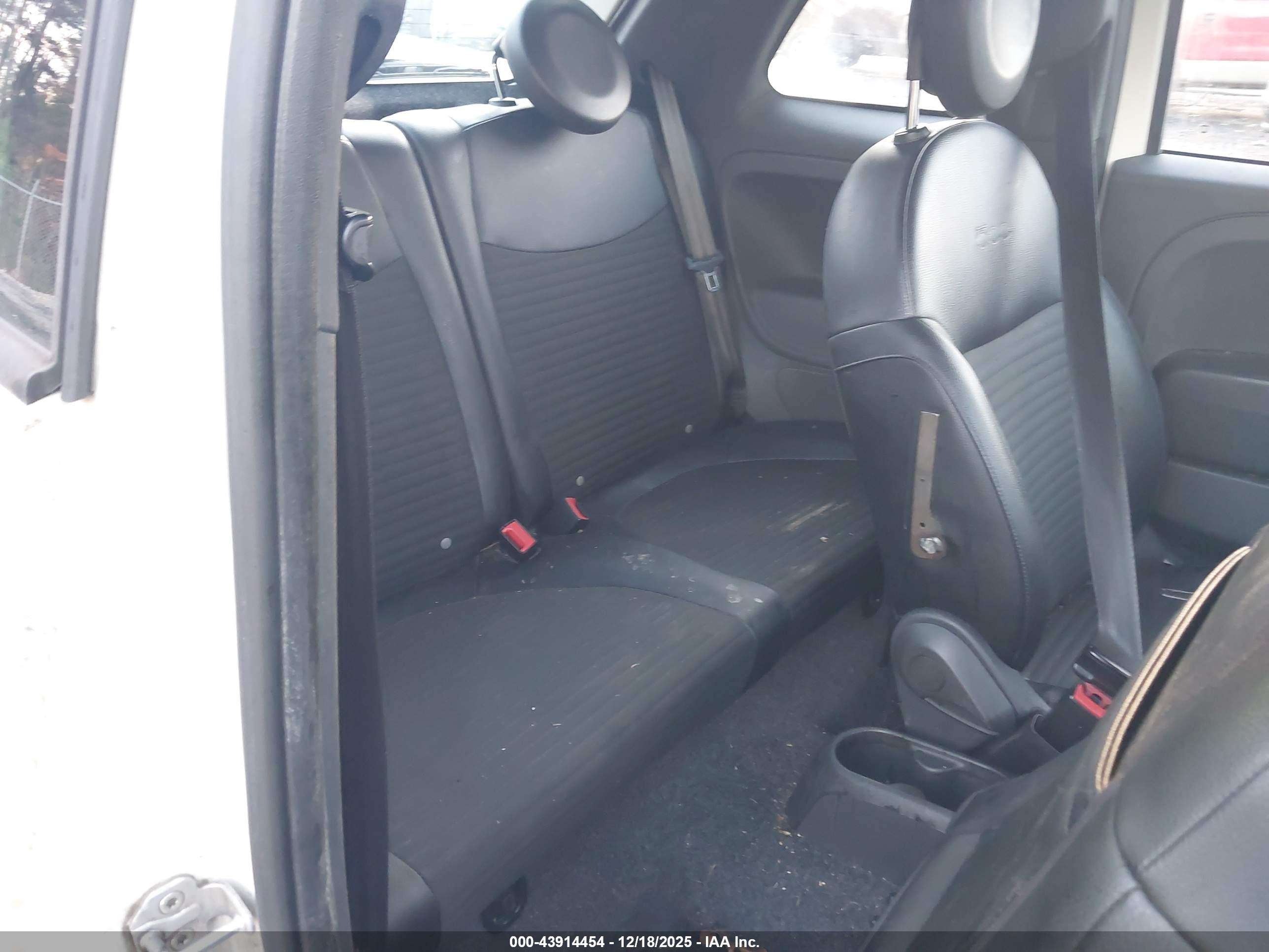 FIAT 500 image 8