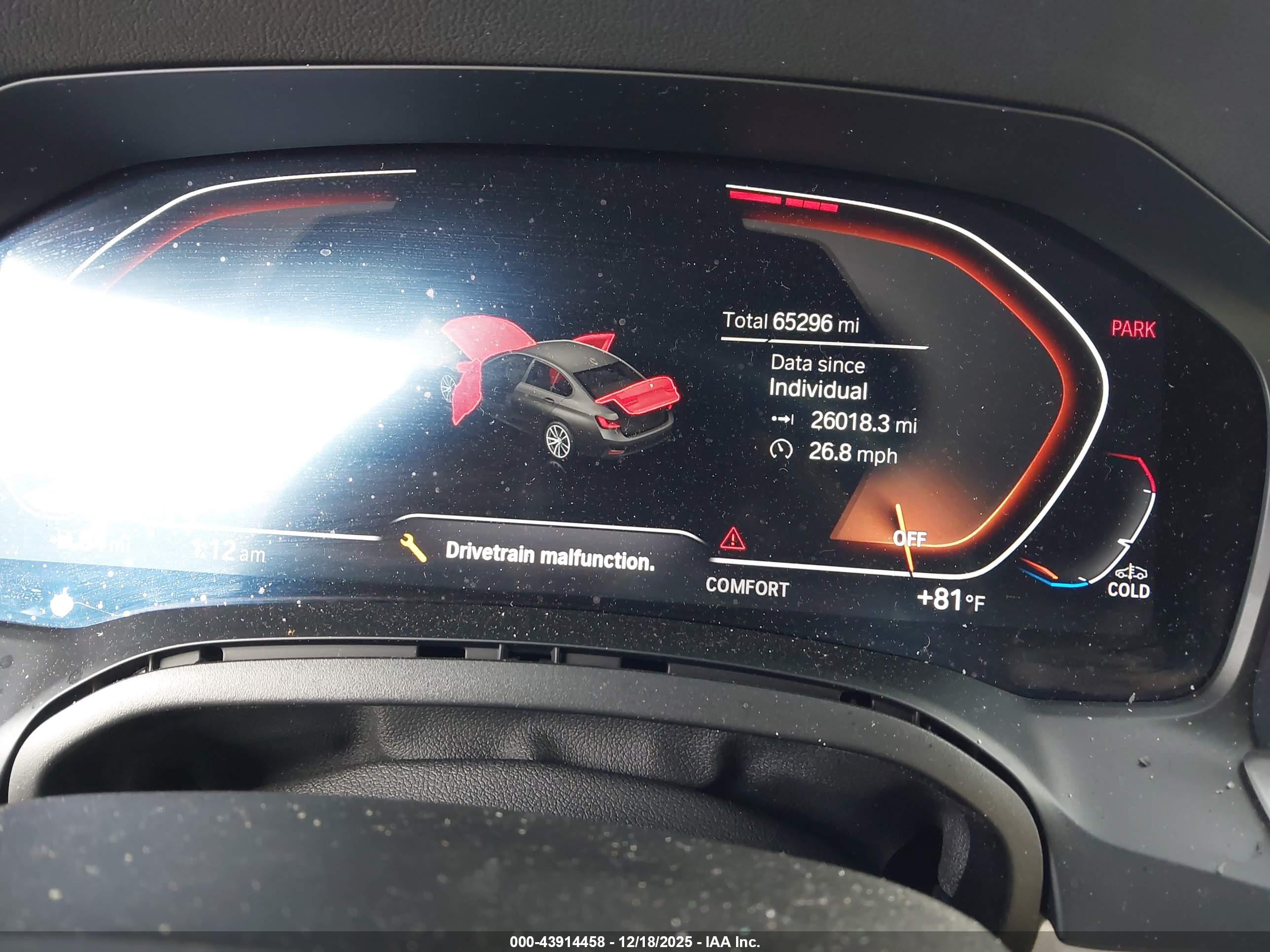 BMW 330I image 7