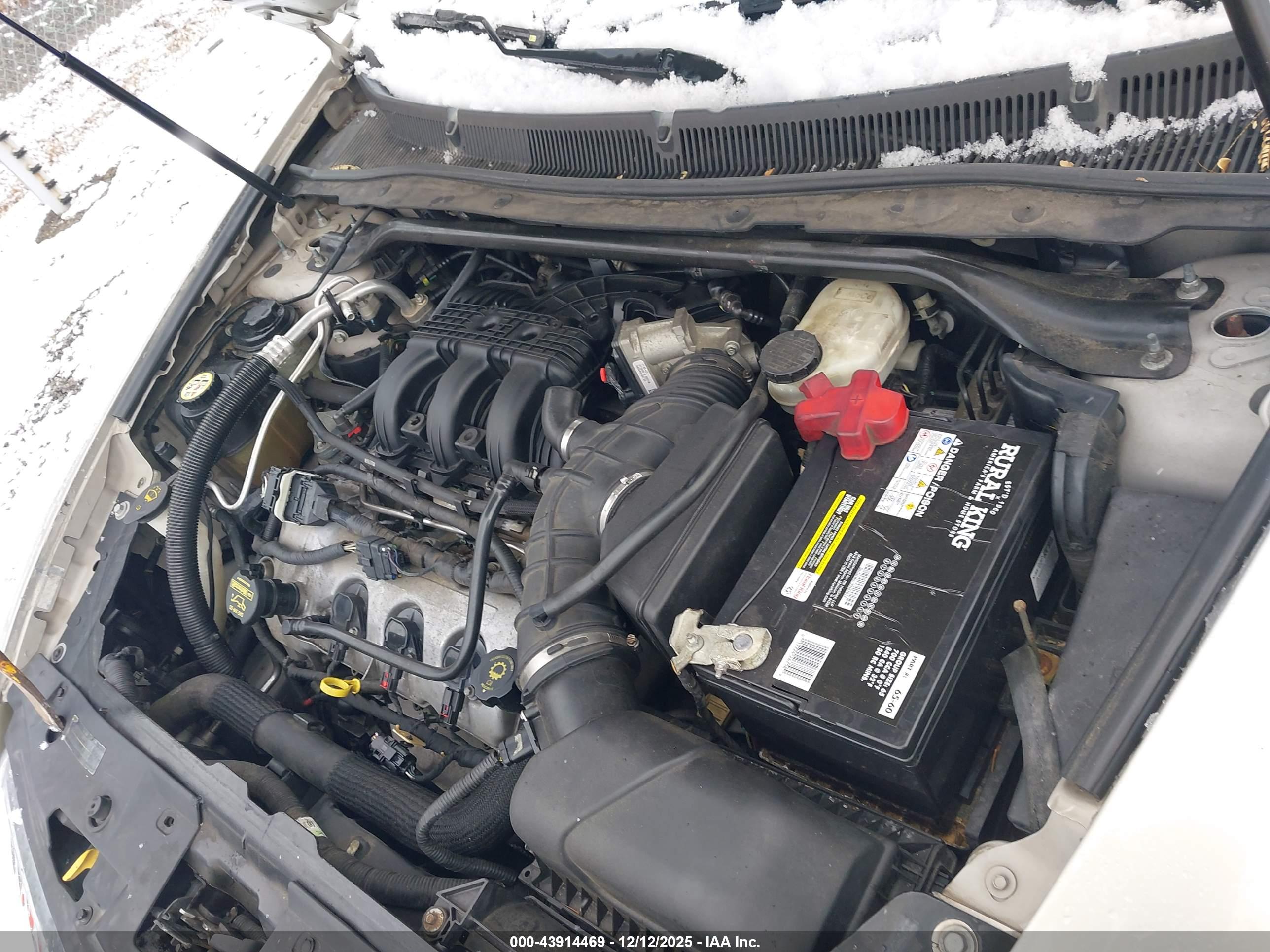 LINCOLN MKS image 10