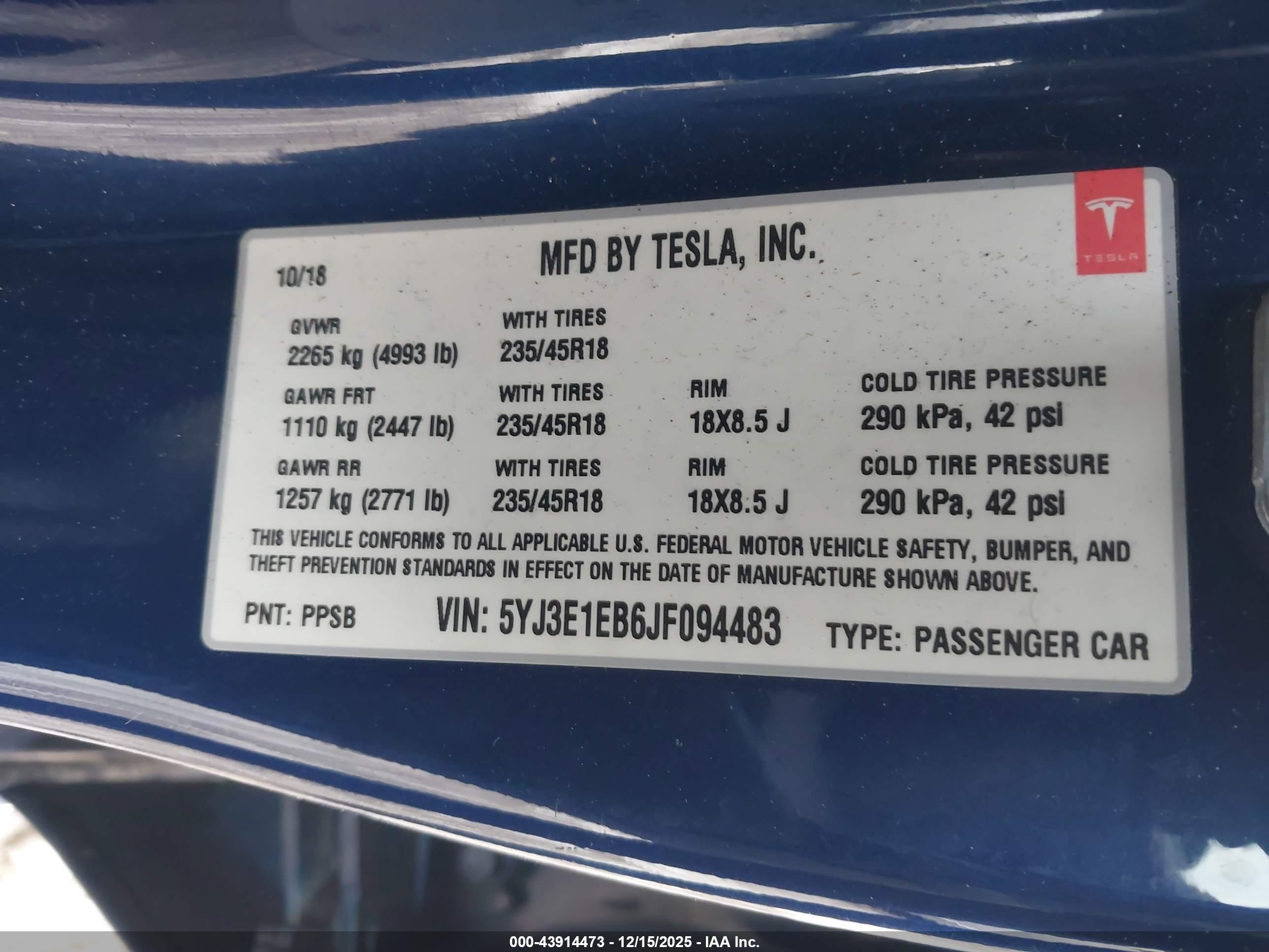 TESLA MODEL image 9