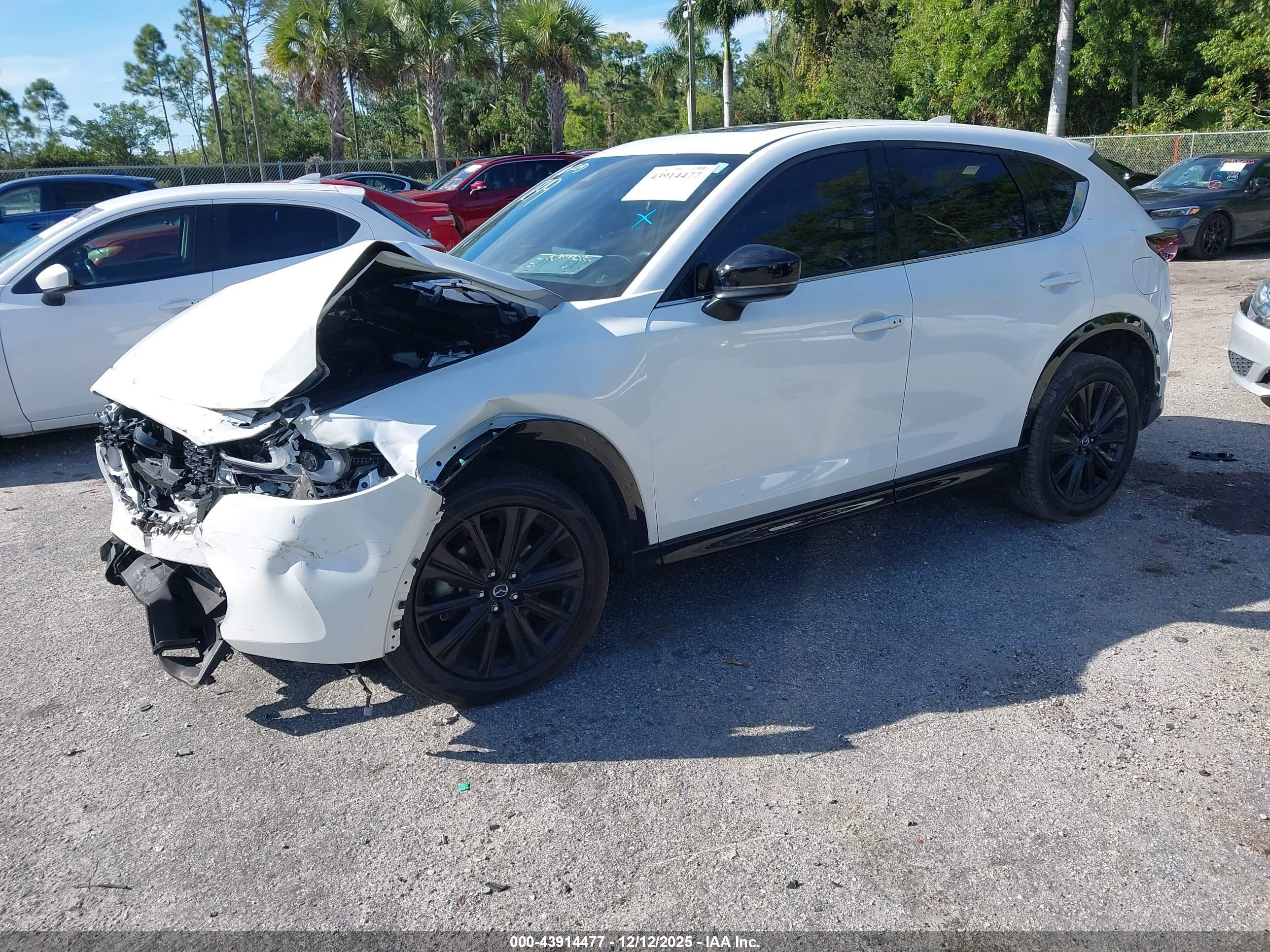 MAZDA CX-5 image 2